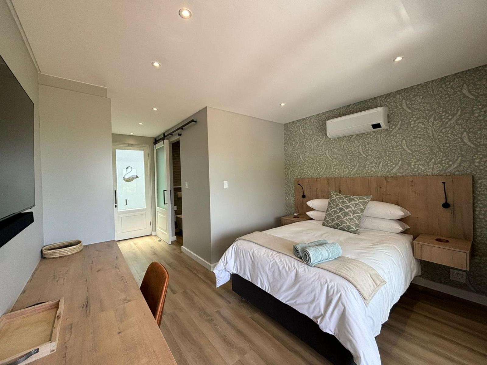 Studio Apartment with Balcony