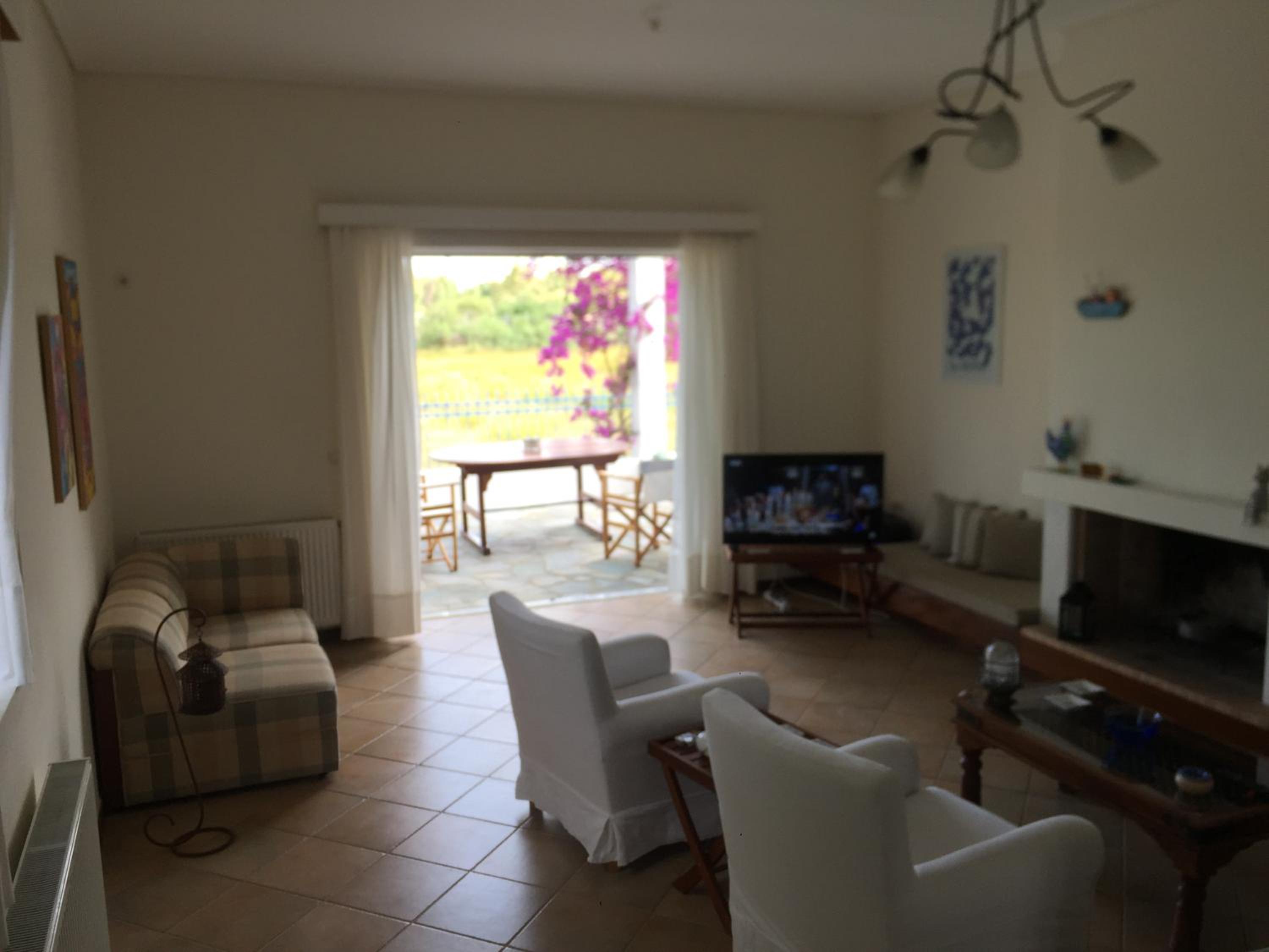 Three-Bedroom Villa photo 1