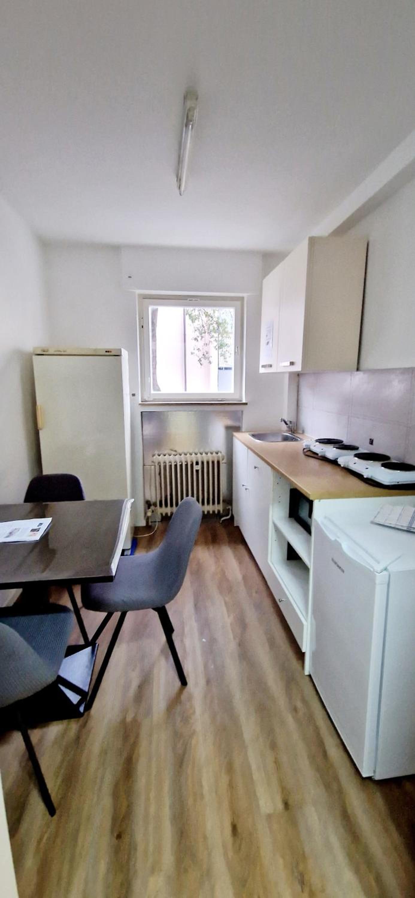 Three-Bedroom Apartment With Balcony photo 3