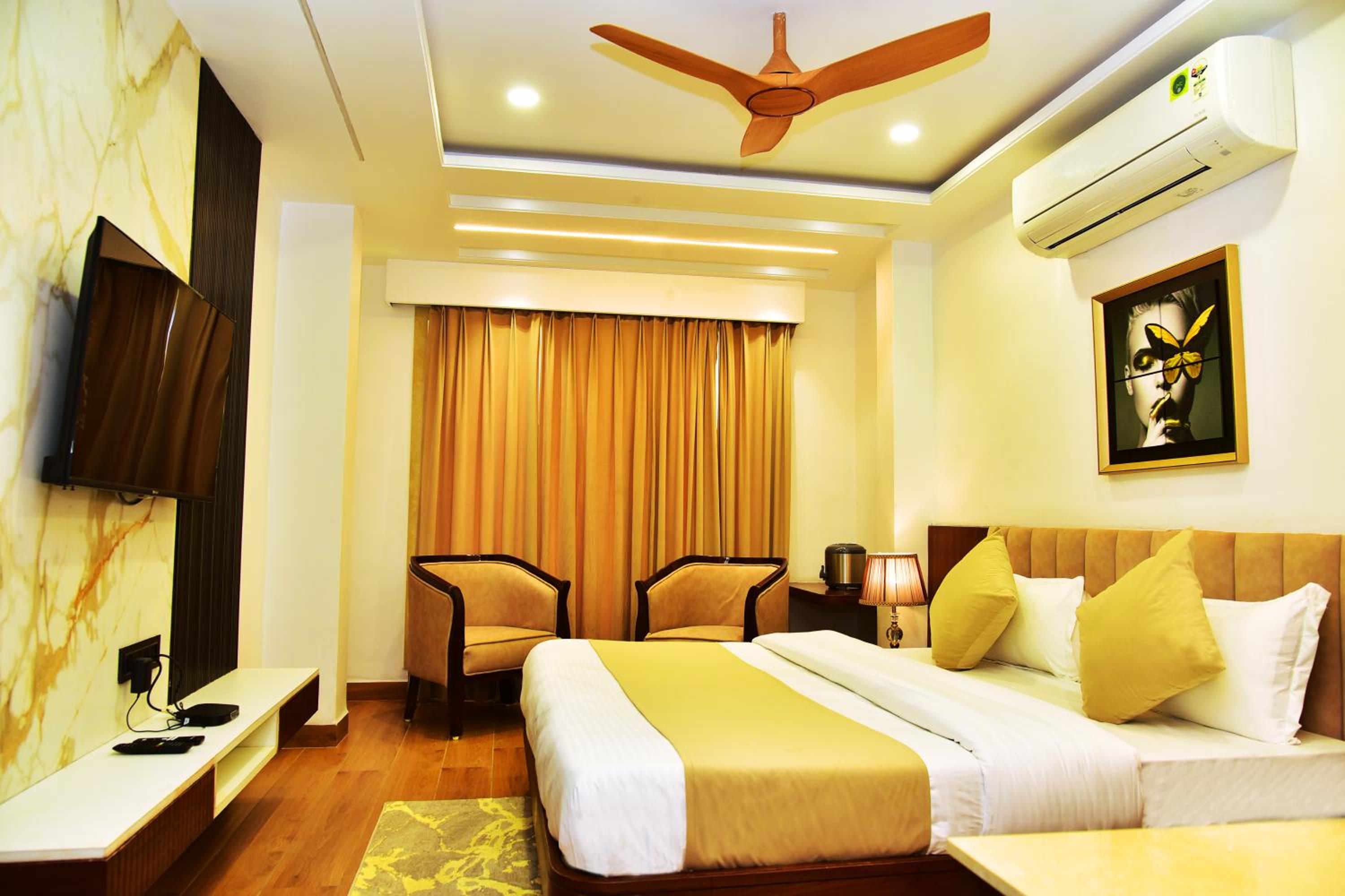 Deluxe Queen Room photo 3