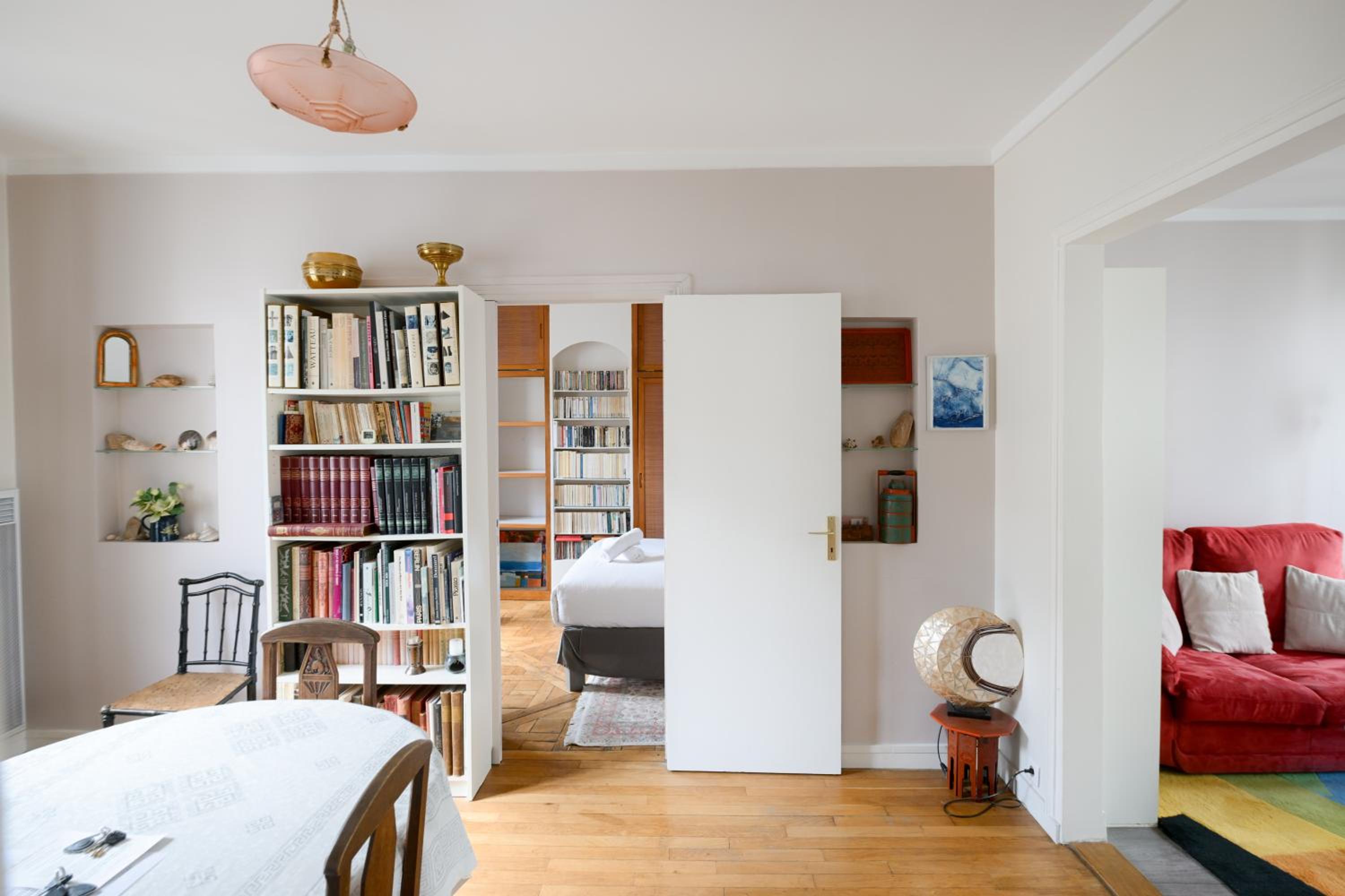 Two-Bedroom Apartment with View photo 3