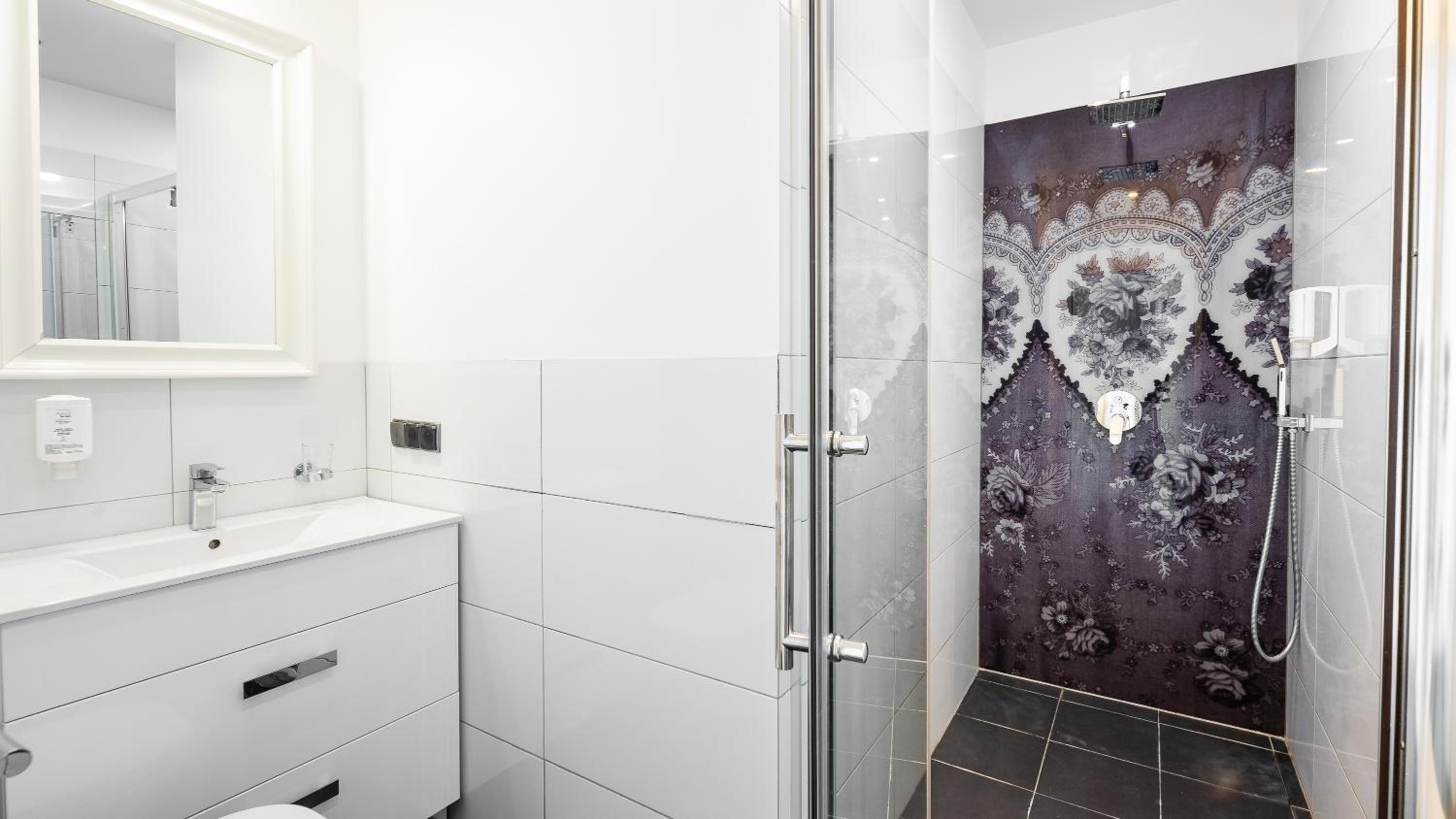 Comfort Plus Apartment - Photo 11
