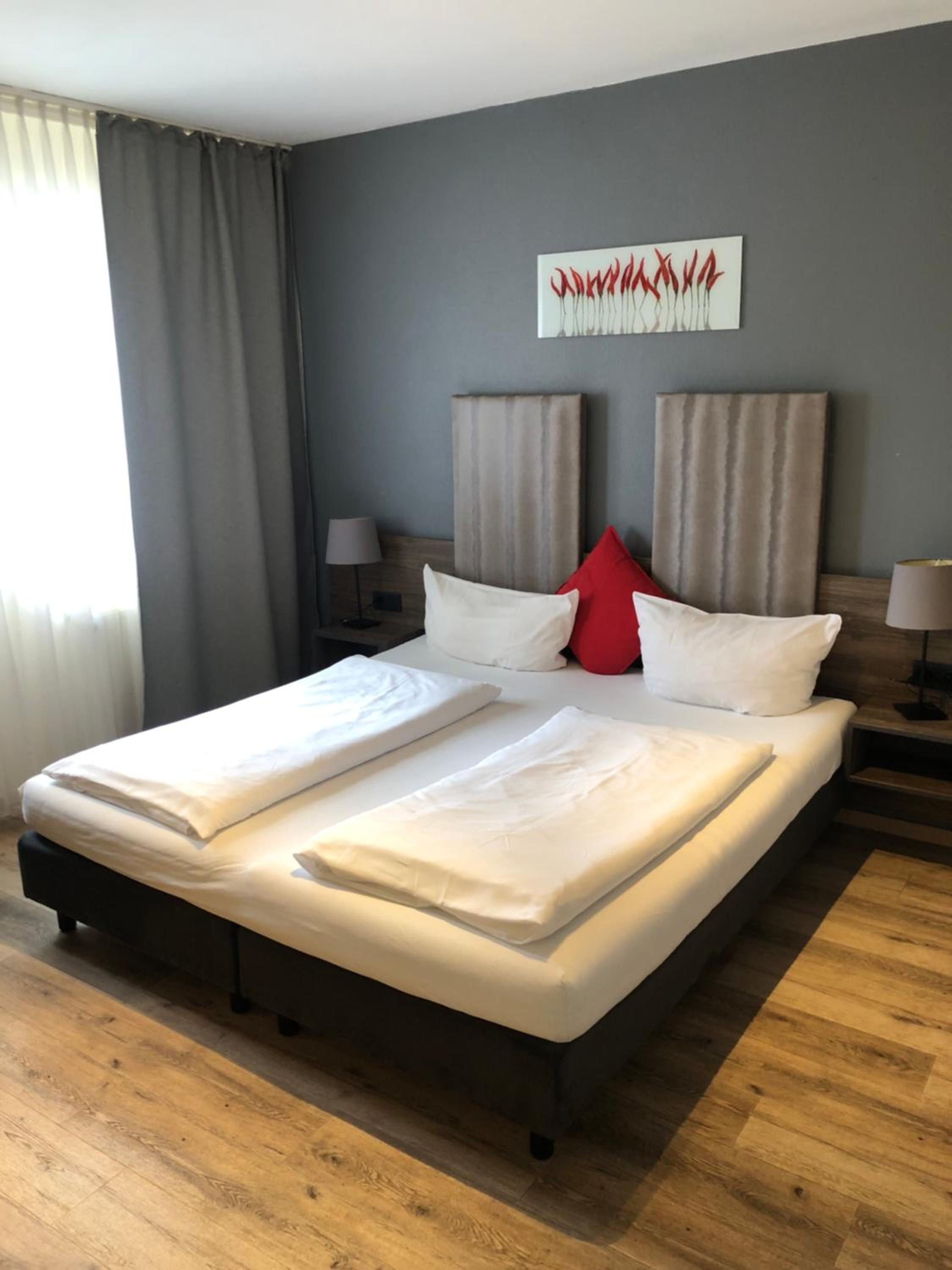 Double Room - Photo 6
