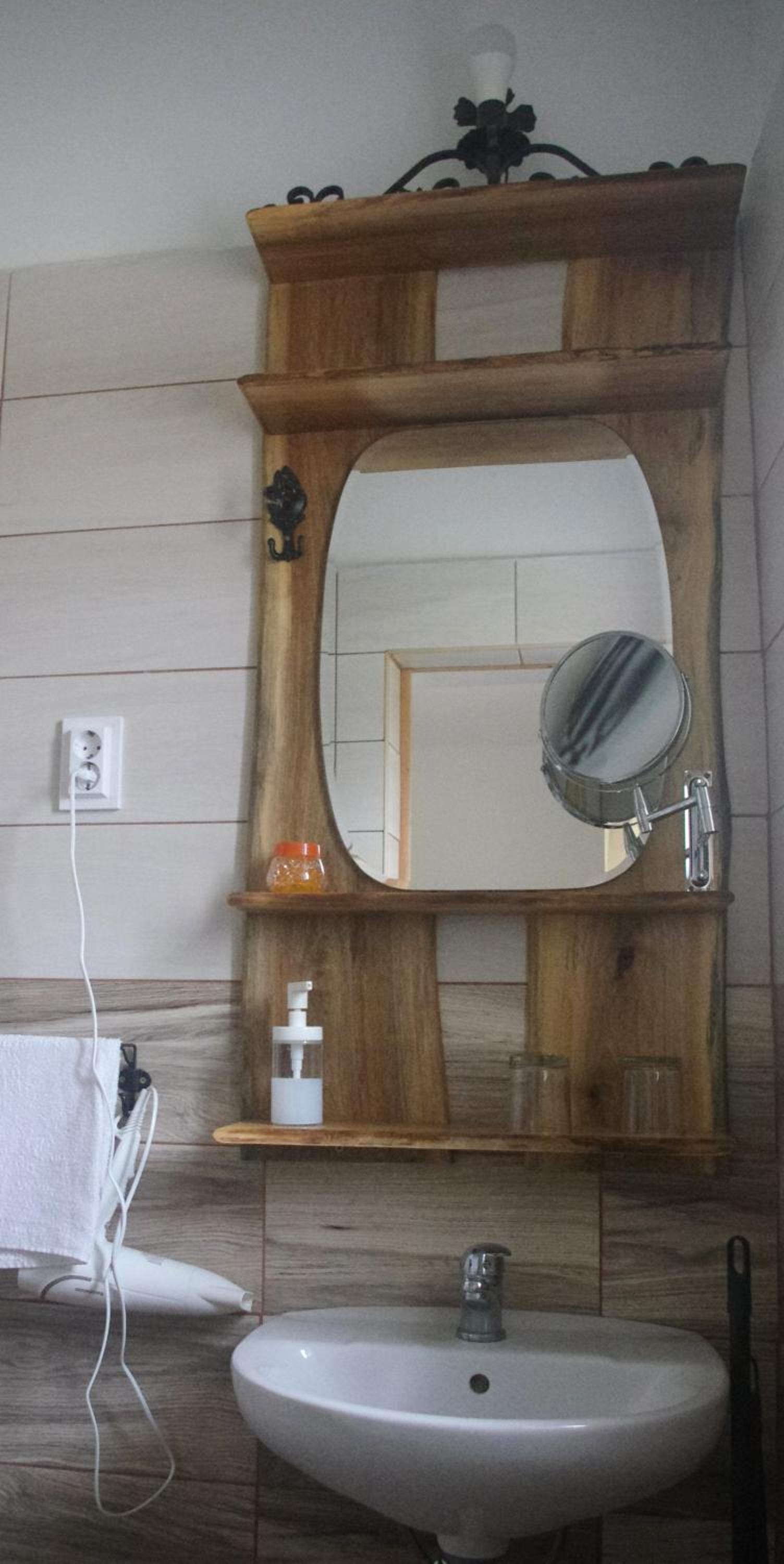 Twin Room - Photo 4