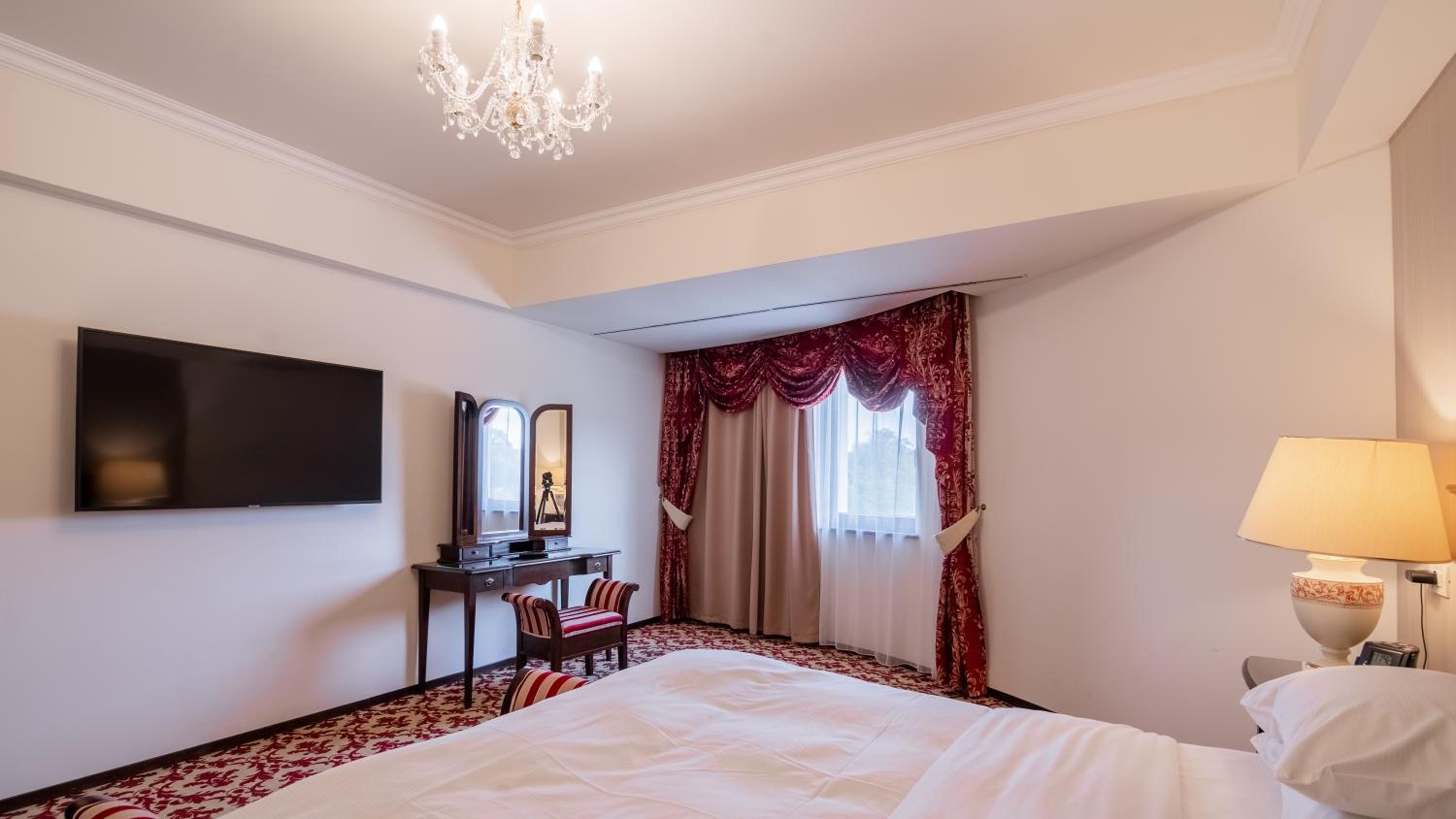 Royal Suite - Photo 6
