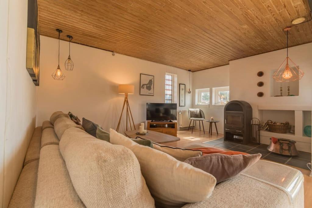Four-Bedroom House photo 1
