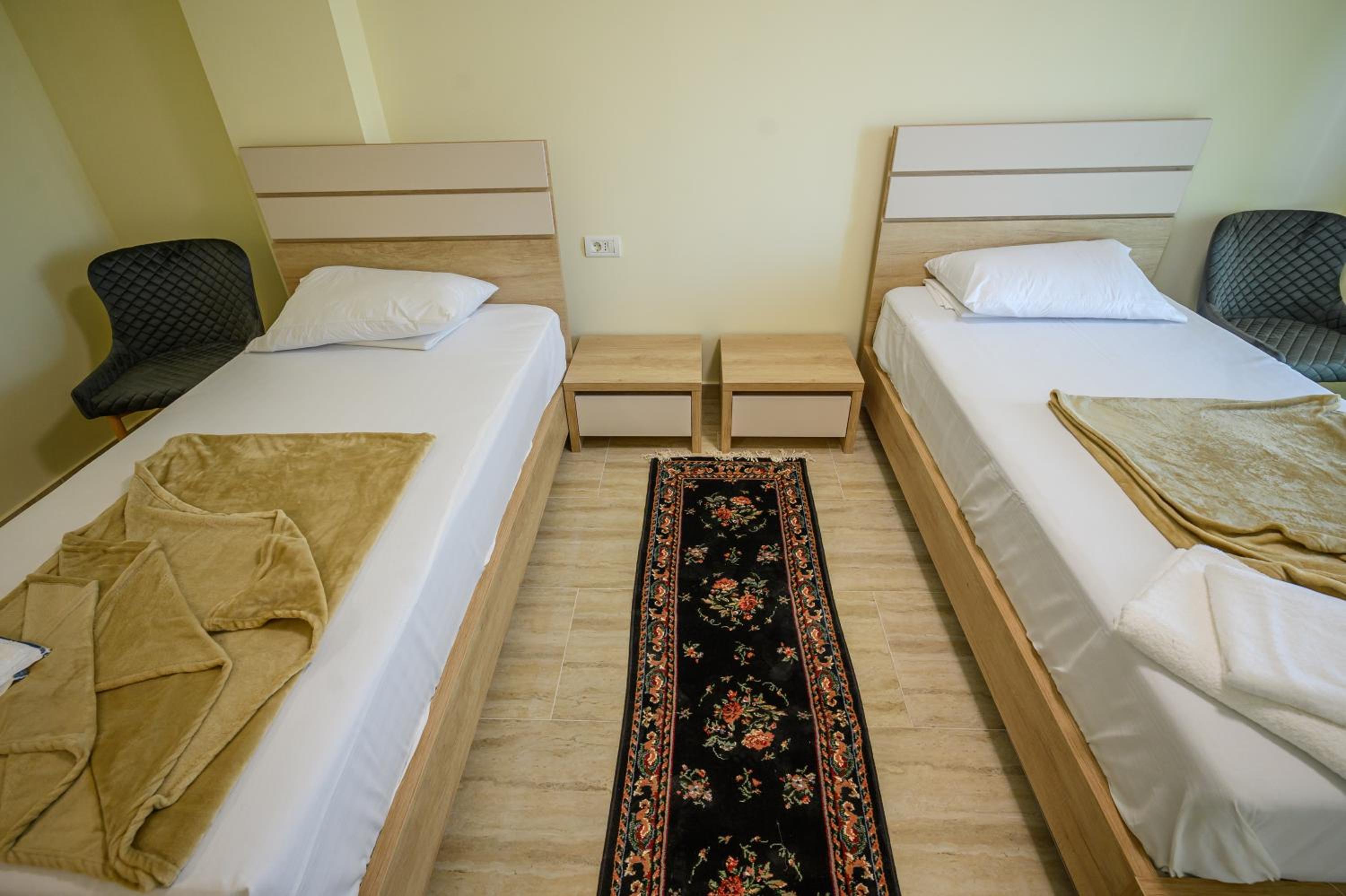 Double or Twin Room photo 3