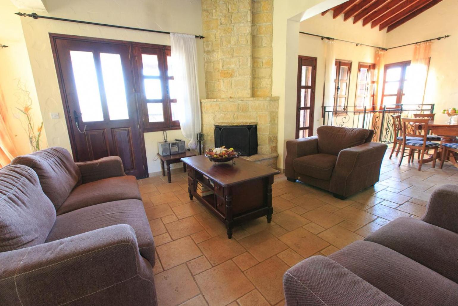 Villa photo 1
