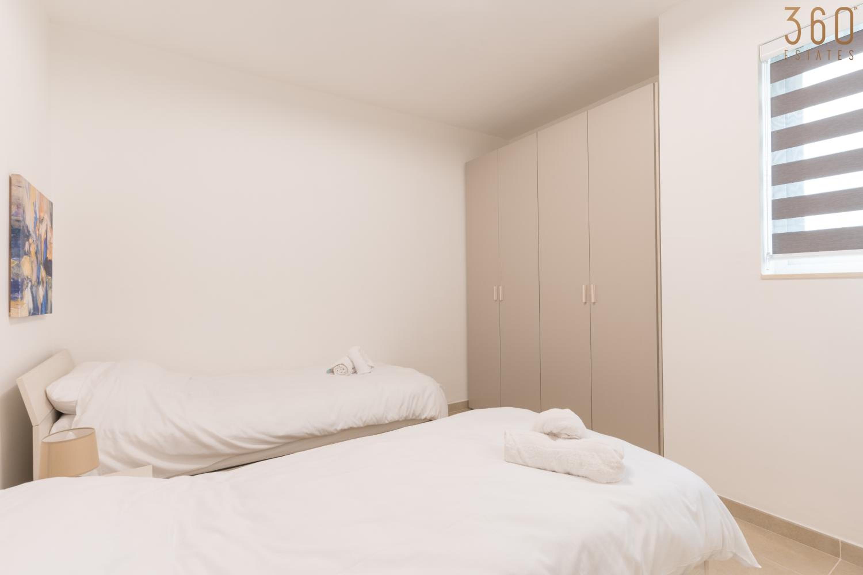 Three-Bedroom Apartment photo 1