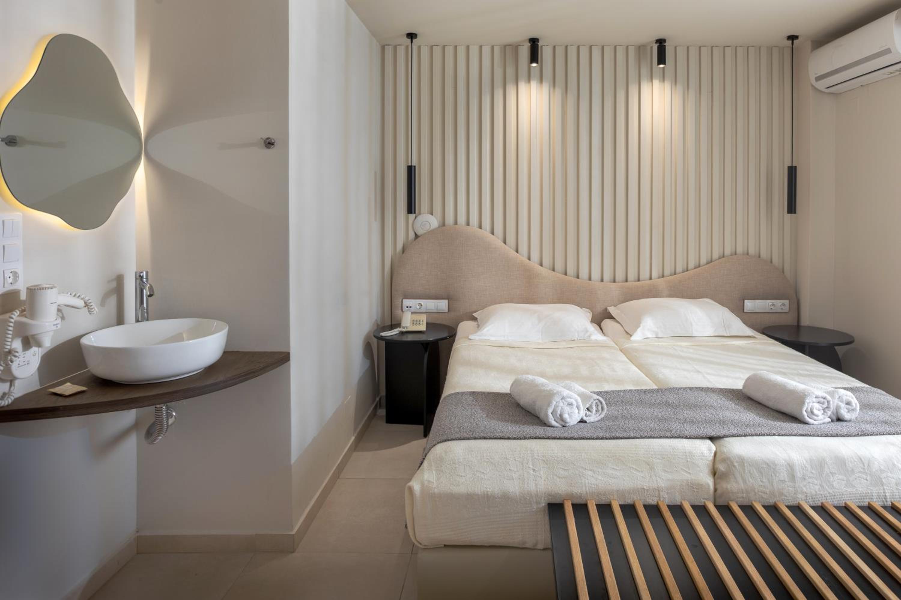 Standard Double or Twin Room with inner courtyard view