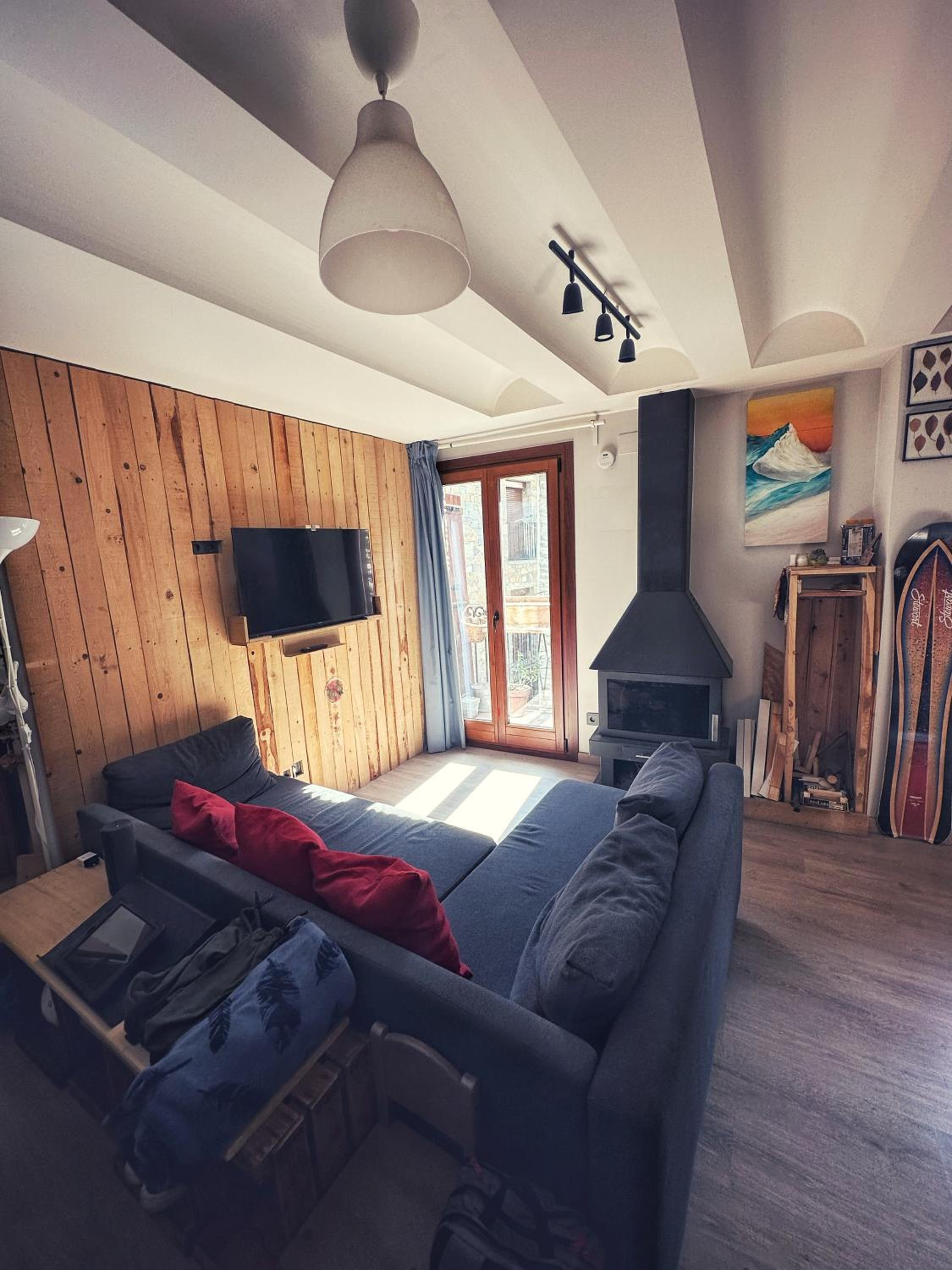 Apartamento de Dos Habitaciones con Vista a la Montaña