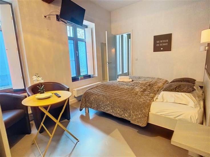 Double Room - Disability Access photo 2