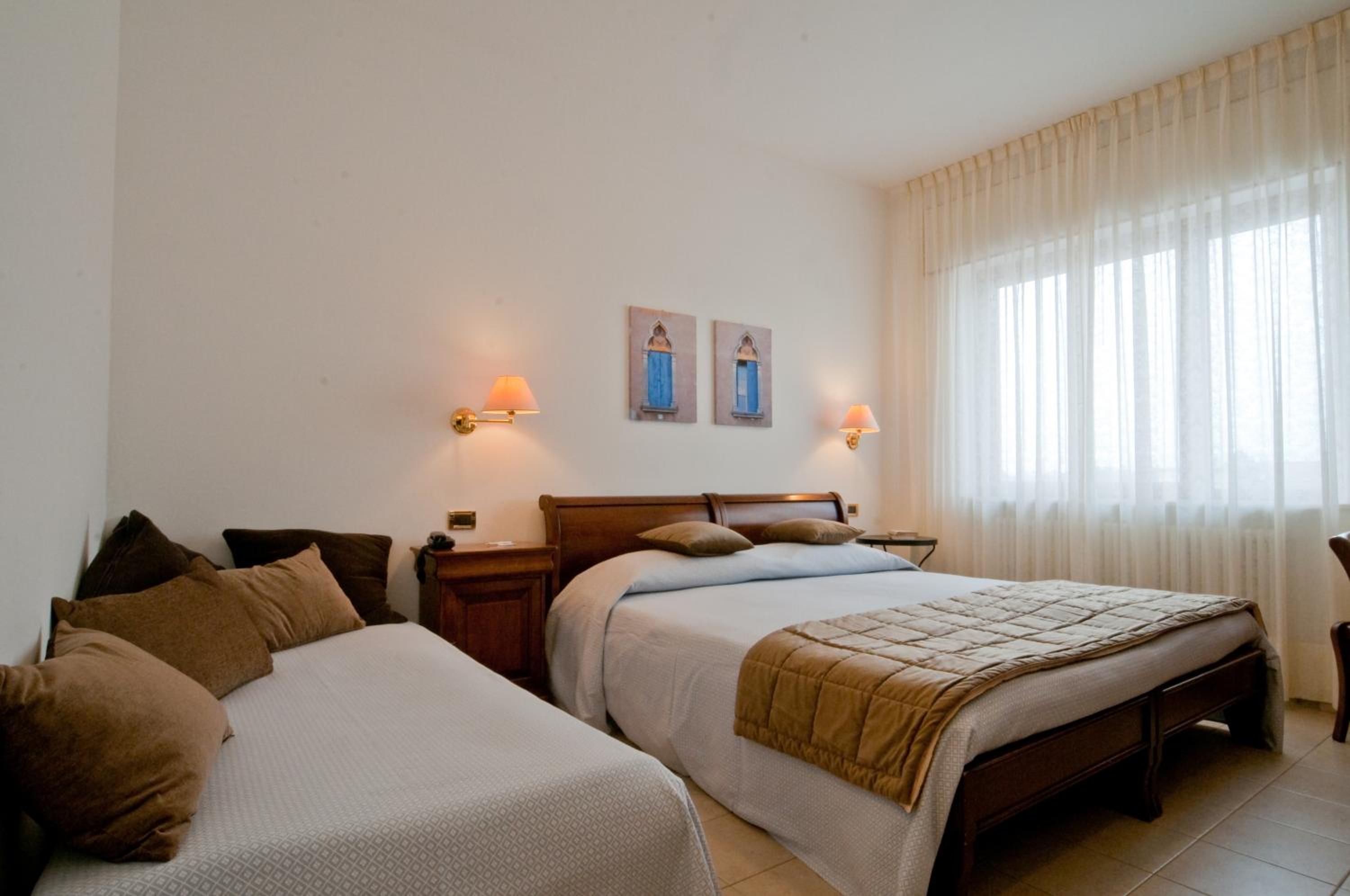Triple Room photo 3