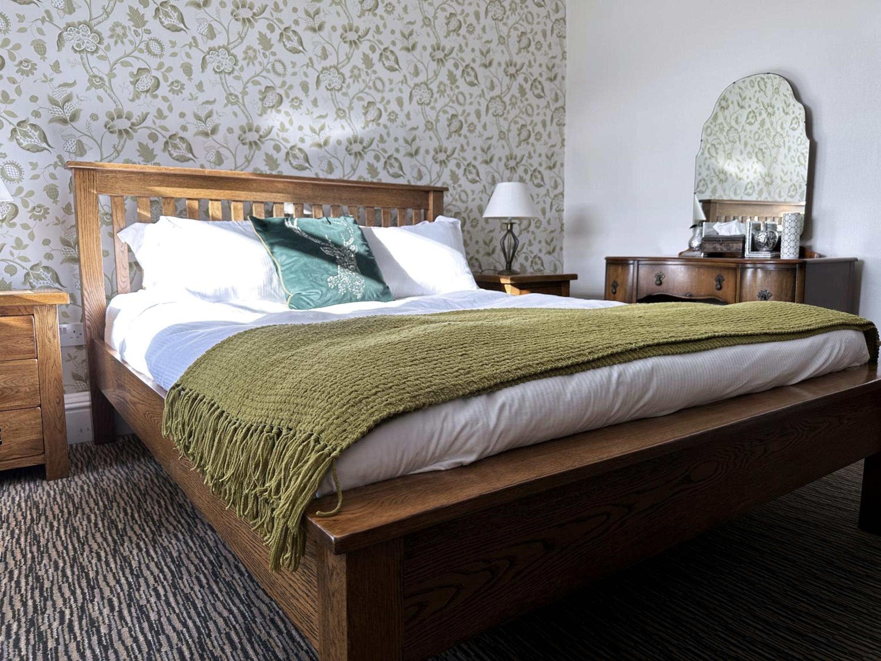 Double Room with Private Bathroom - Photo 6