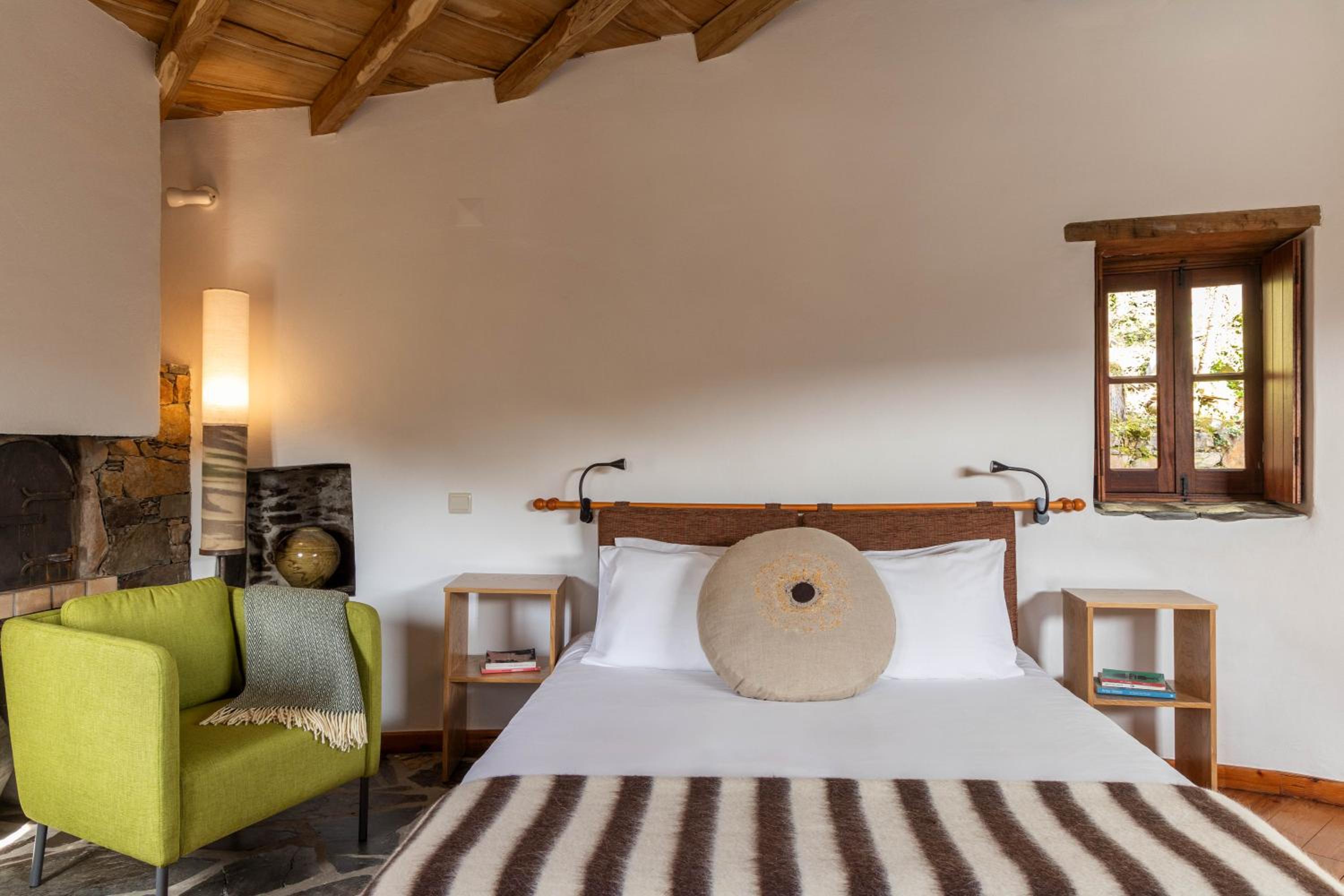 One-bedroom House - Wood Oven