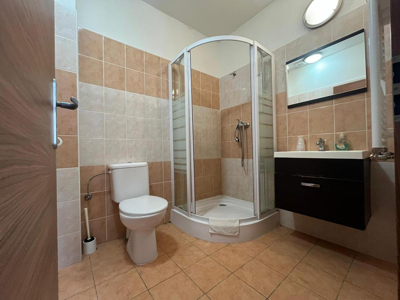 Quadruple Room - Photo 3