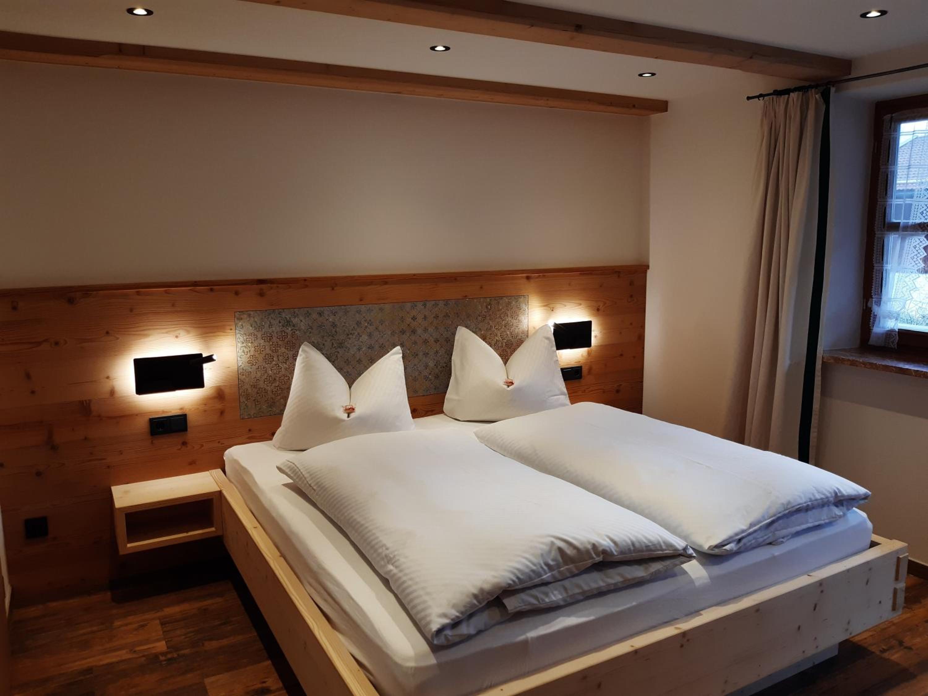 Two-Bedroom Apartment with Balcony photo 1