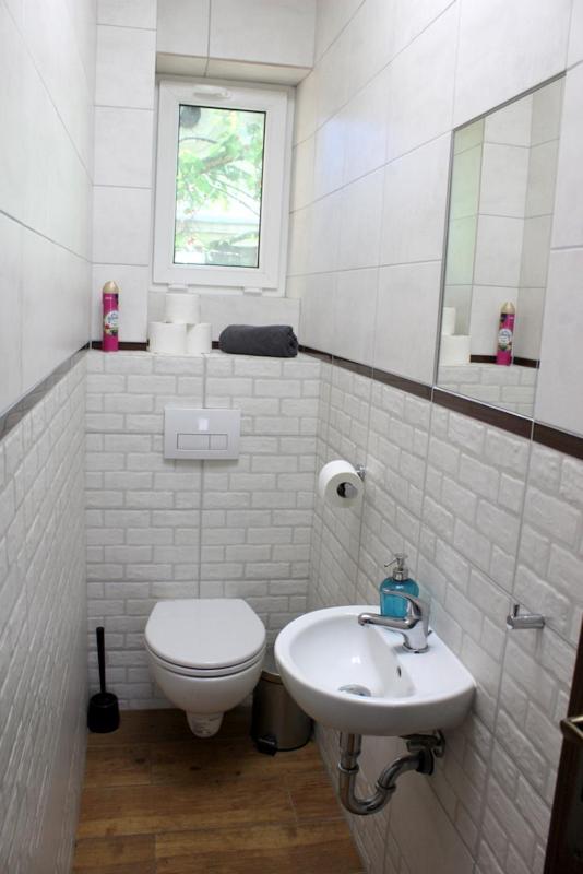 Large Double Room - Photo 2