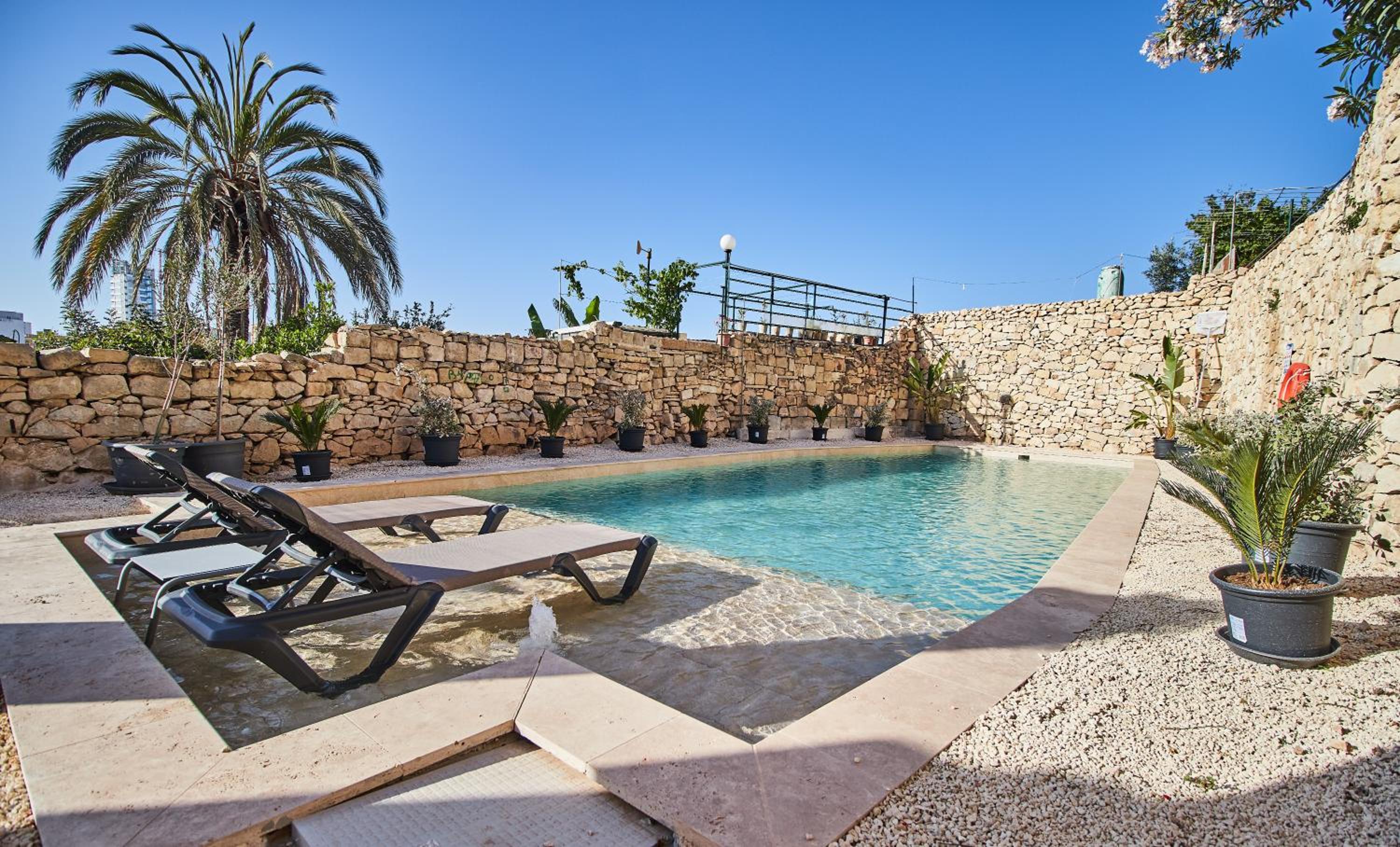 Villa photo 1