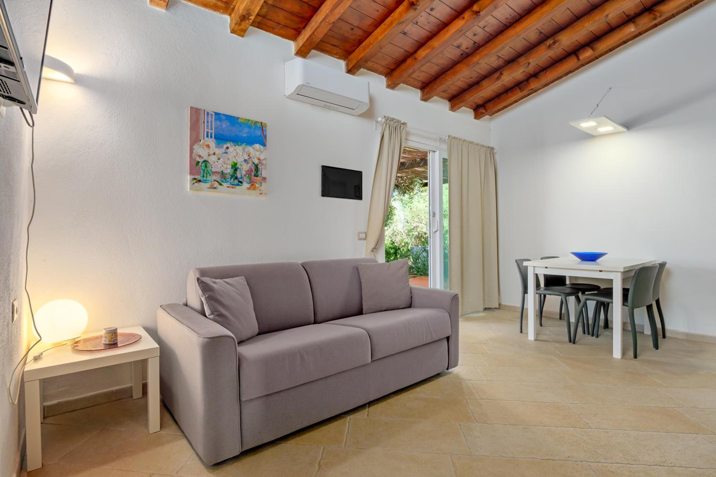 Two-Bedroom Deluxe Apartment with Ocean View