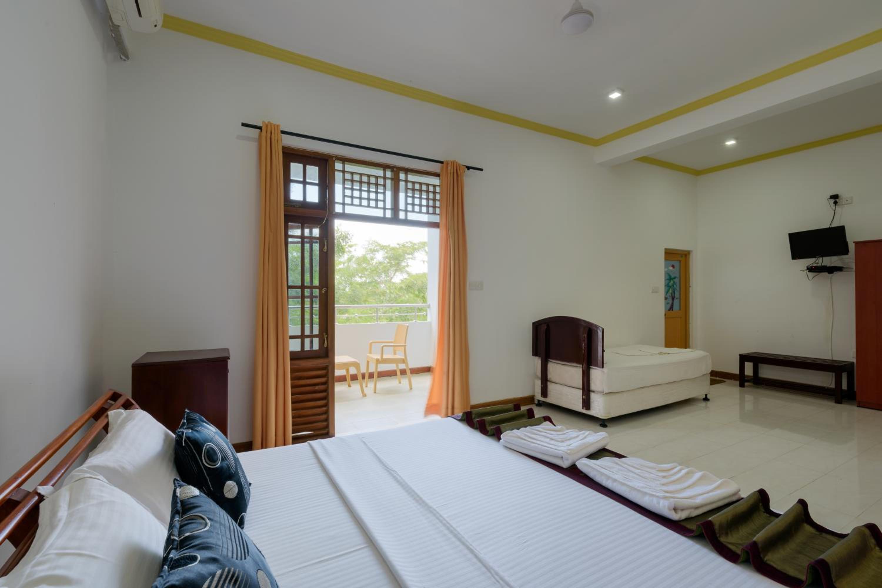 Family Room with Balcony photo 1