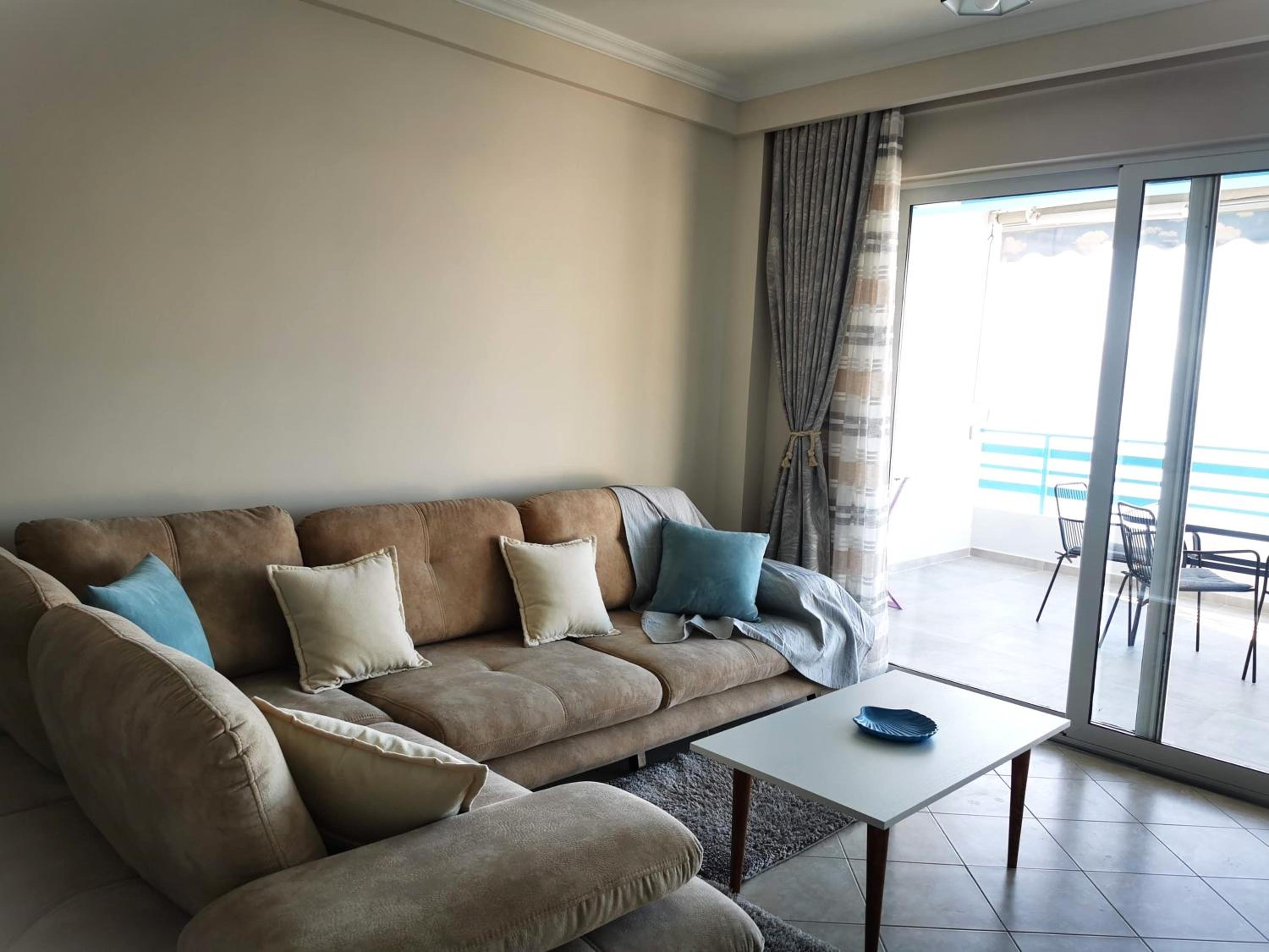 One-Bedroom Apartment with Sea View and Balcony