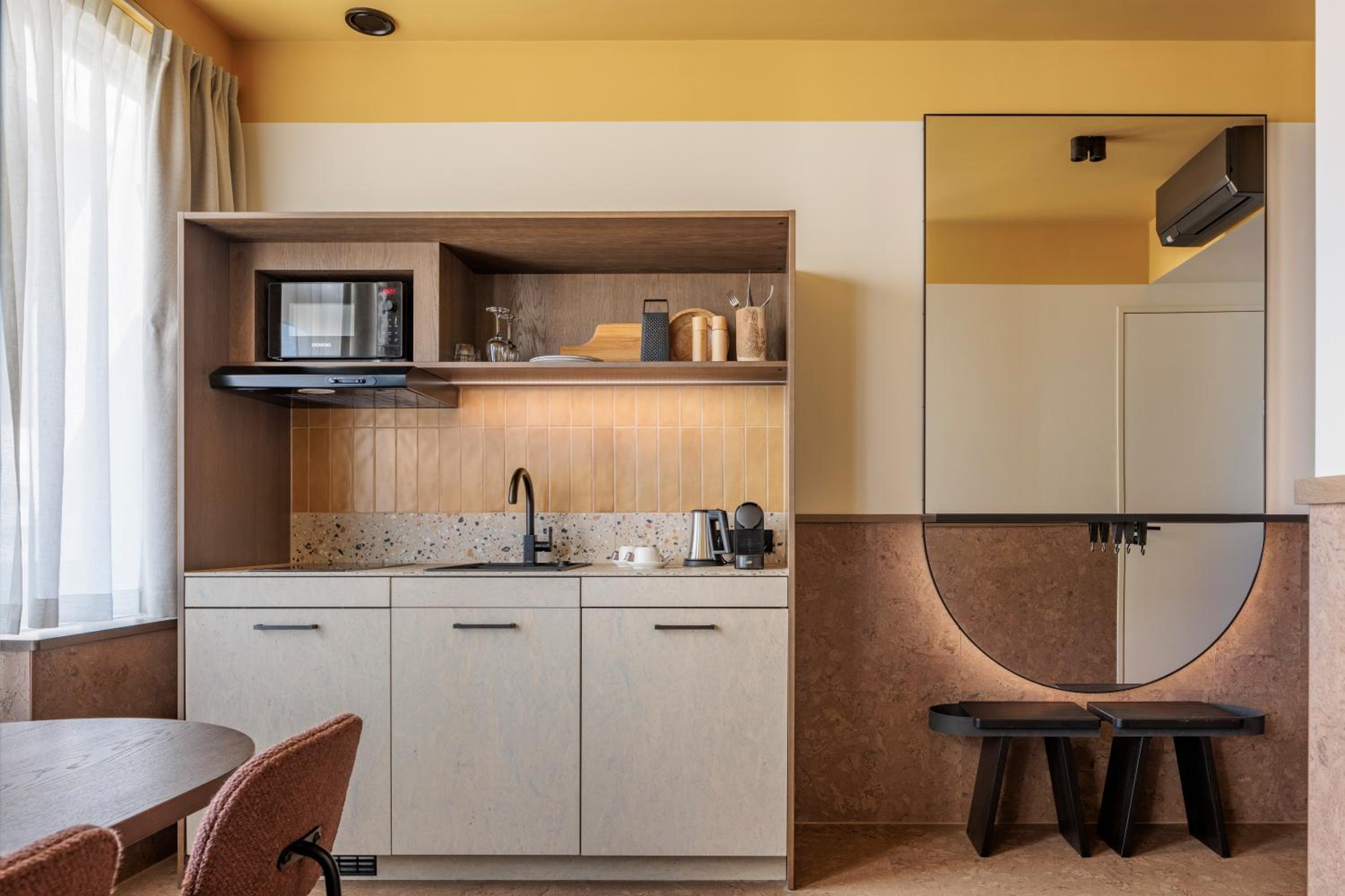 Sustainable Suite with Kitchenette photo 2