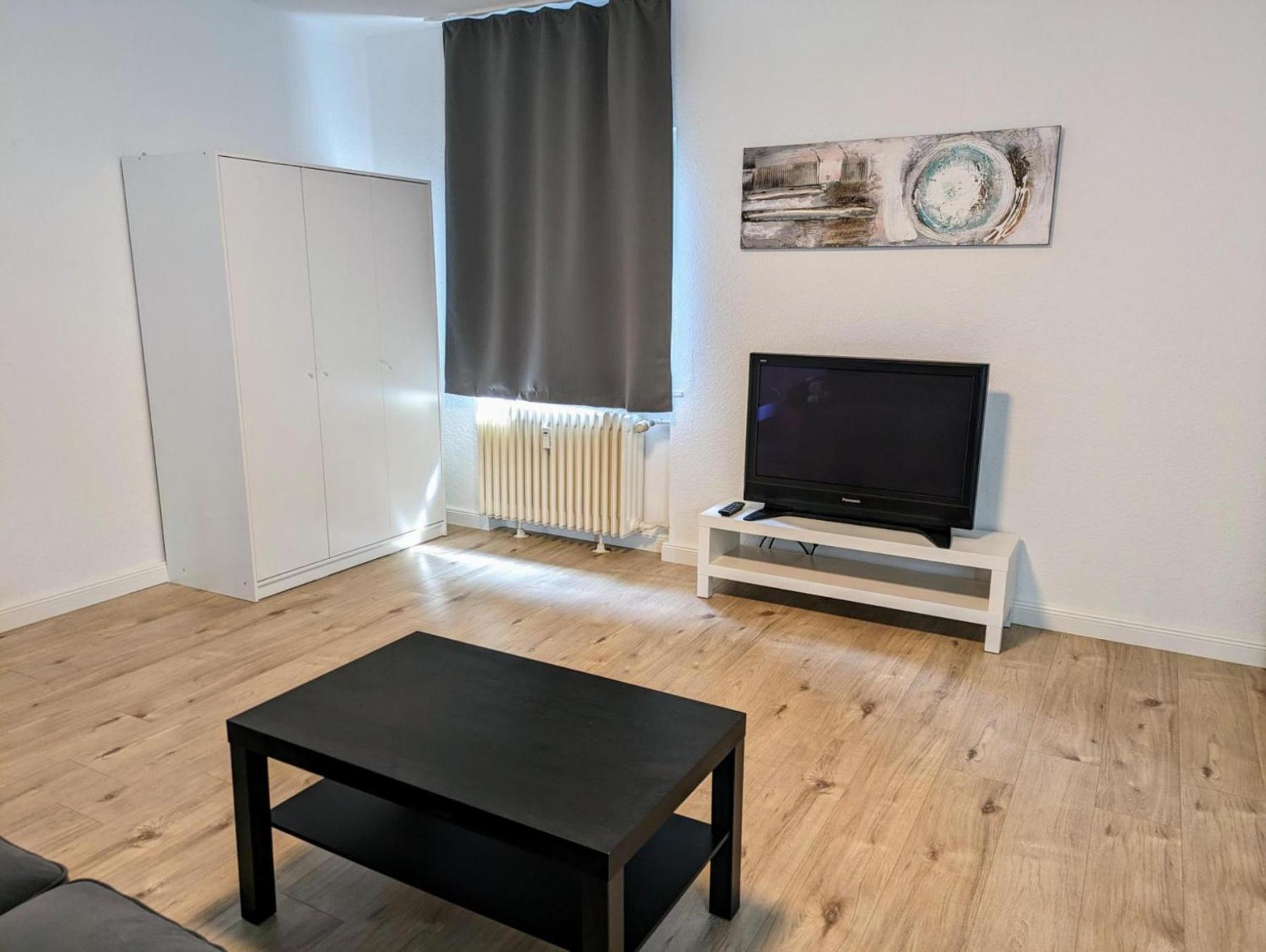 One-Bedroom Apartment photo 3