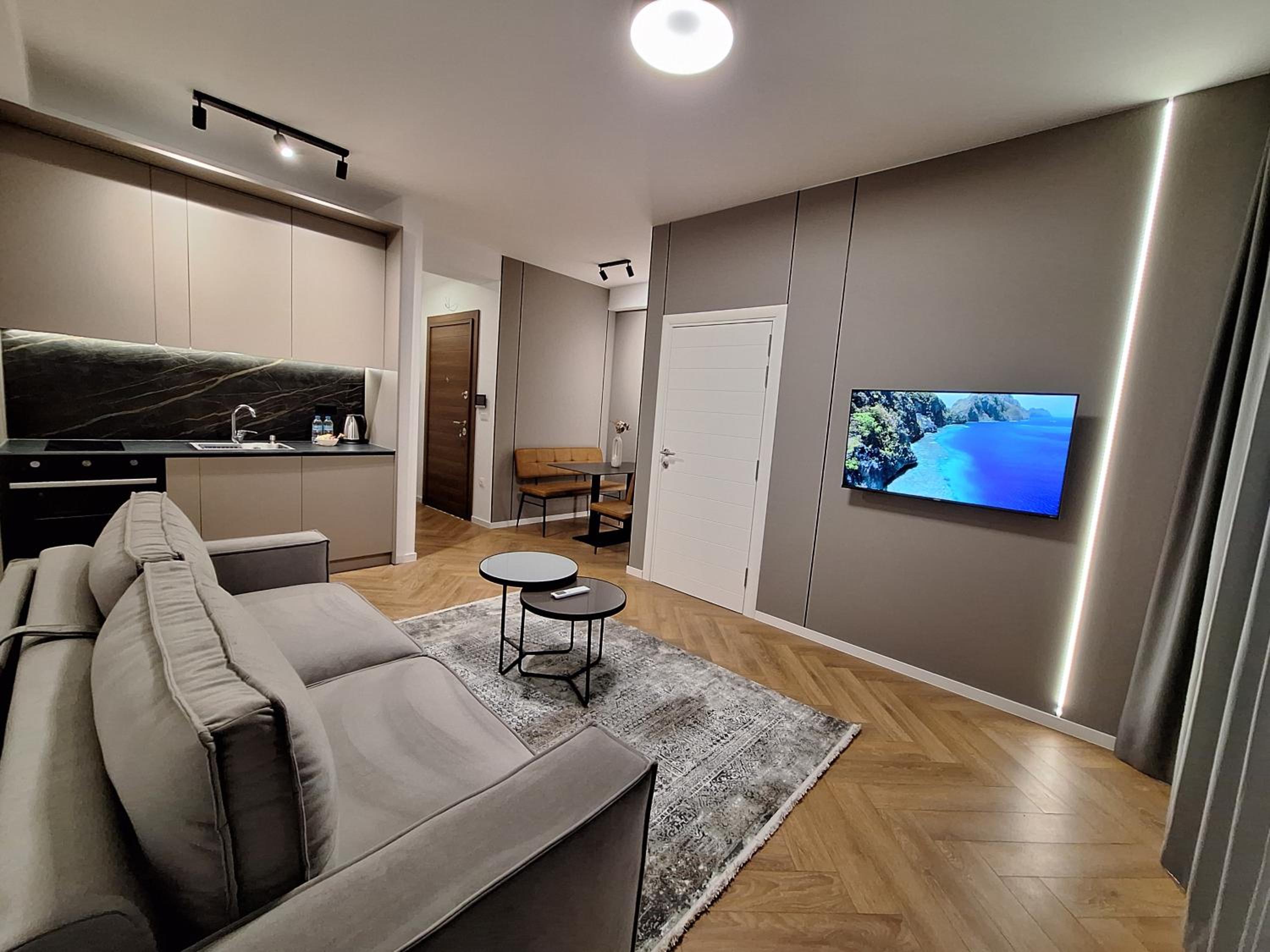 One-Bedroom Executive Suite with Balcony