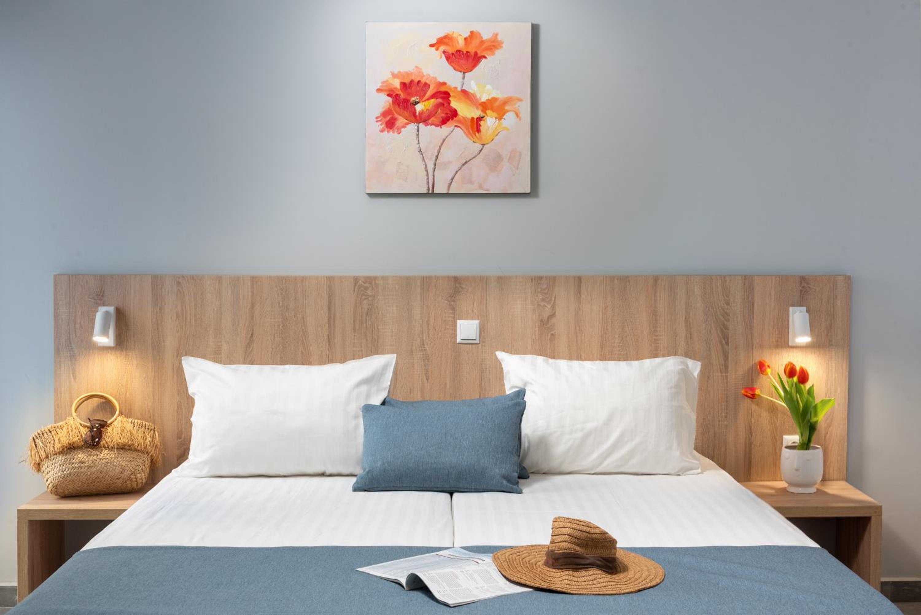 Standard Double Room (Single occupancy with children)