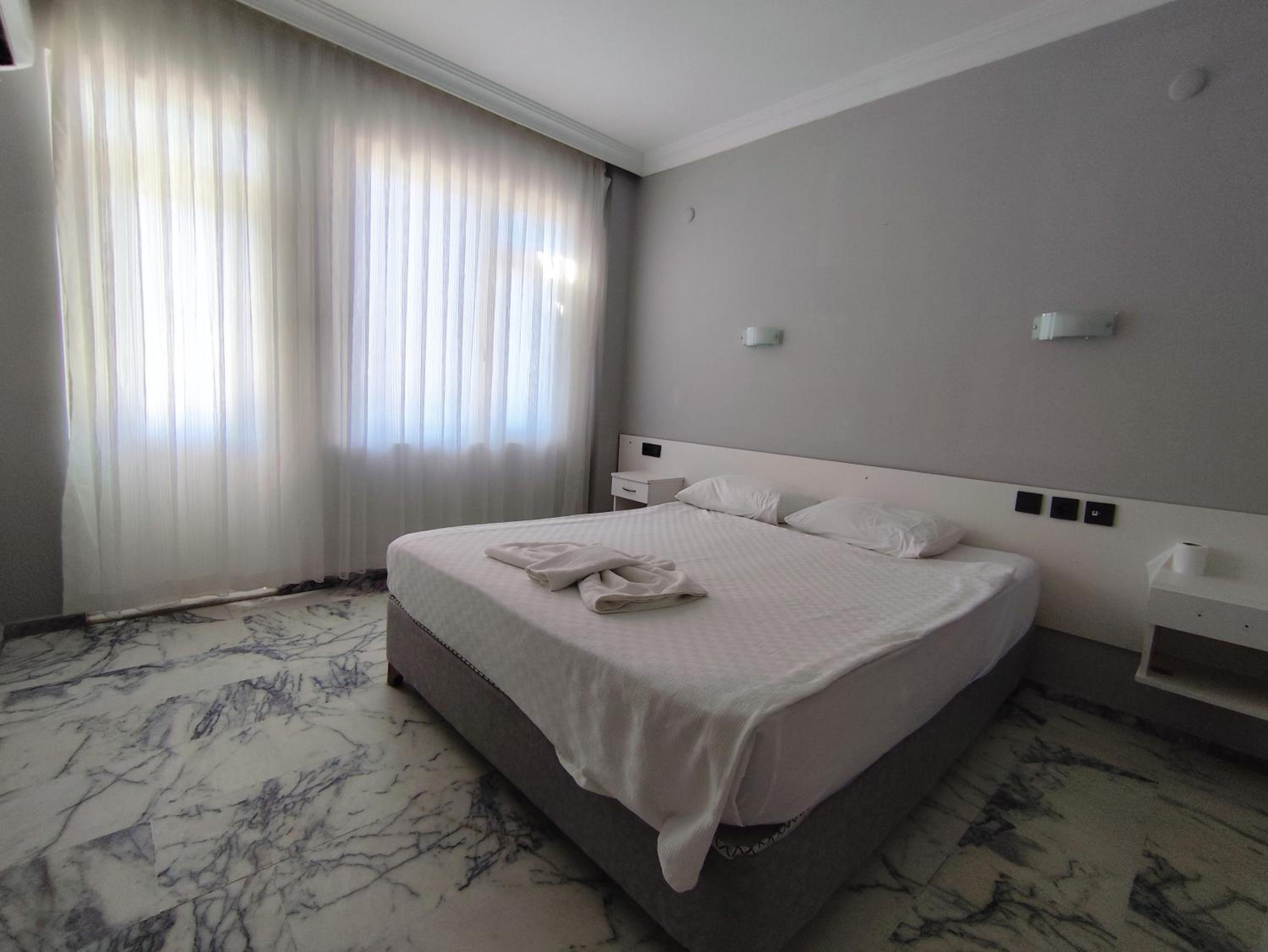 Suite - Photo 6