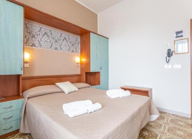 Double or Twin Room with Garden View