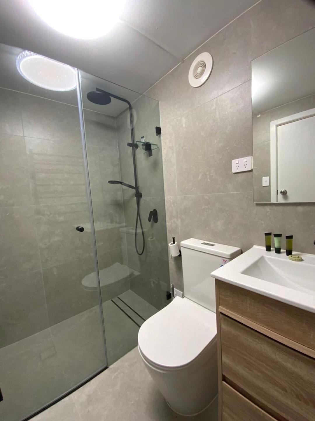 Budget Double Room photo 3