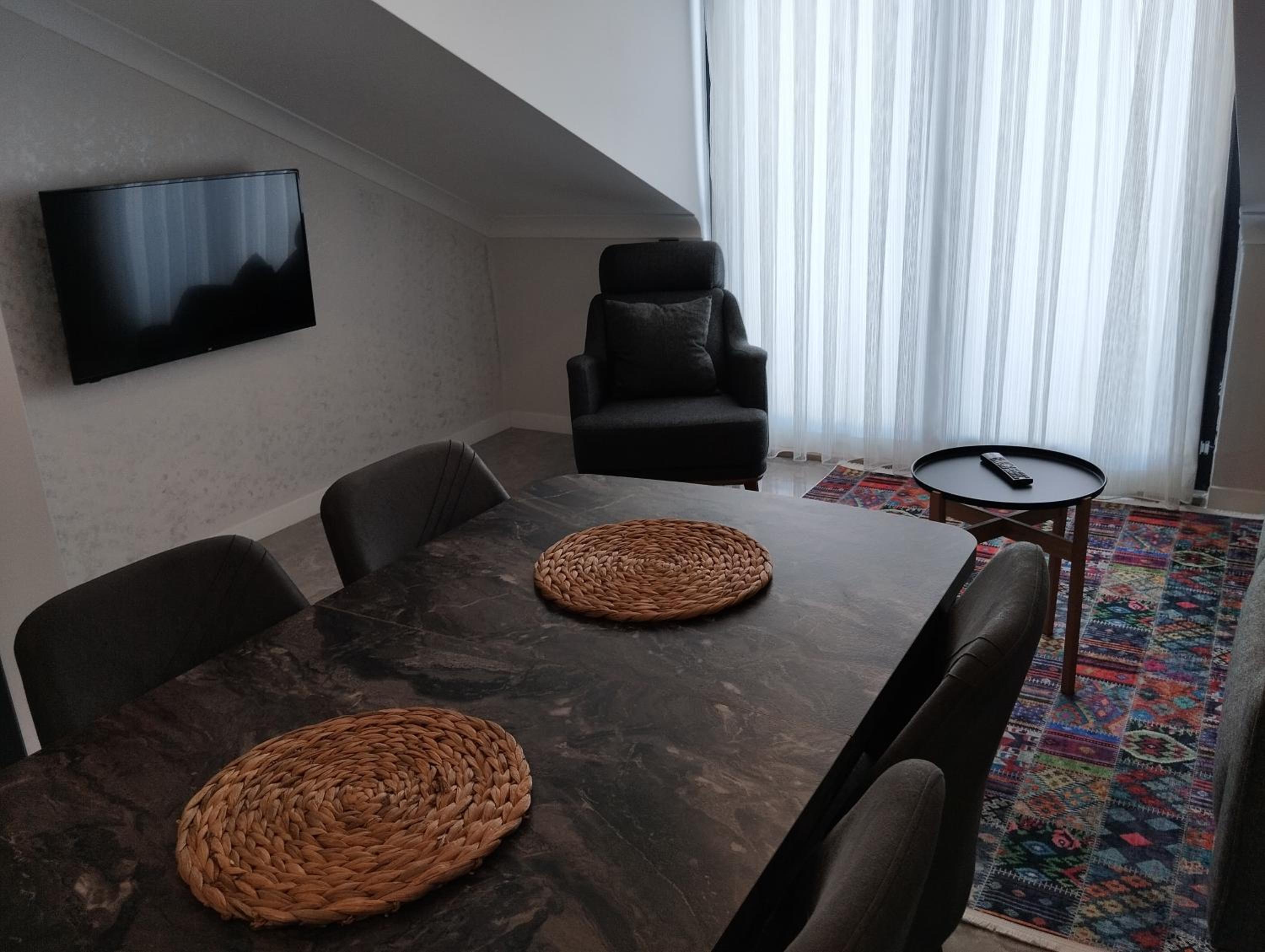 Penthouse Apartment - Photo 21