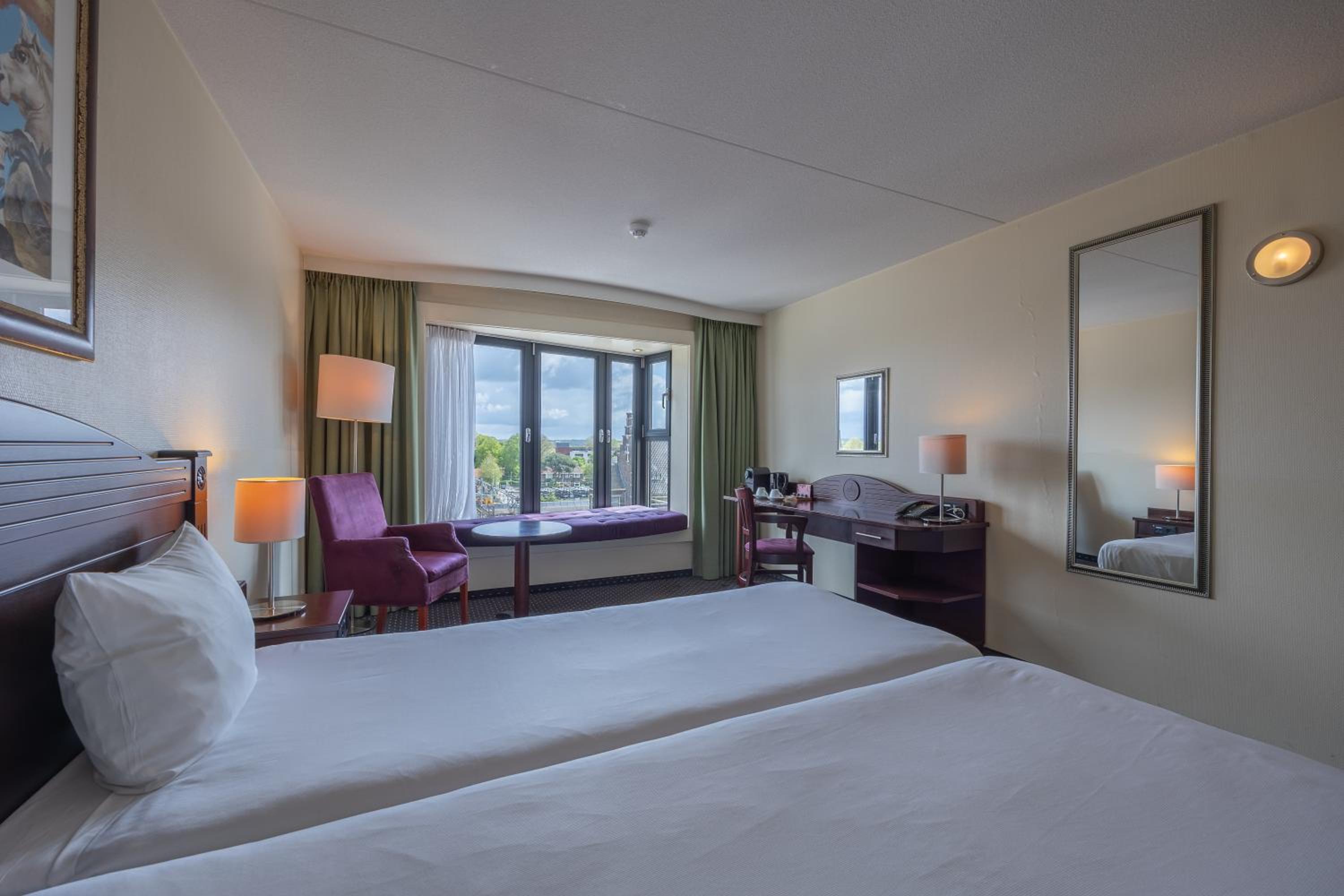 Standard Double or Twin Room - Photo 2