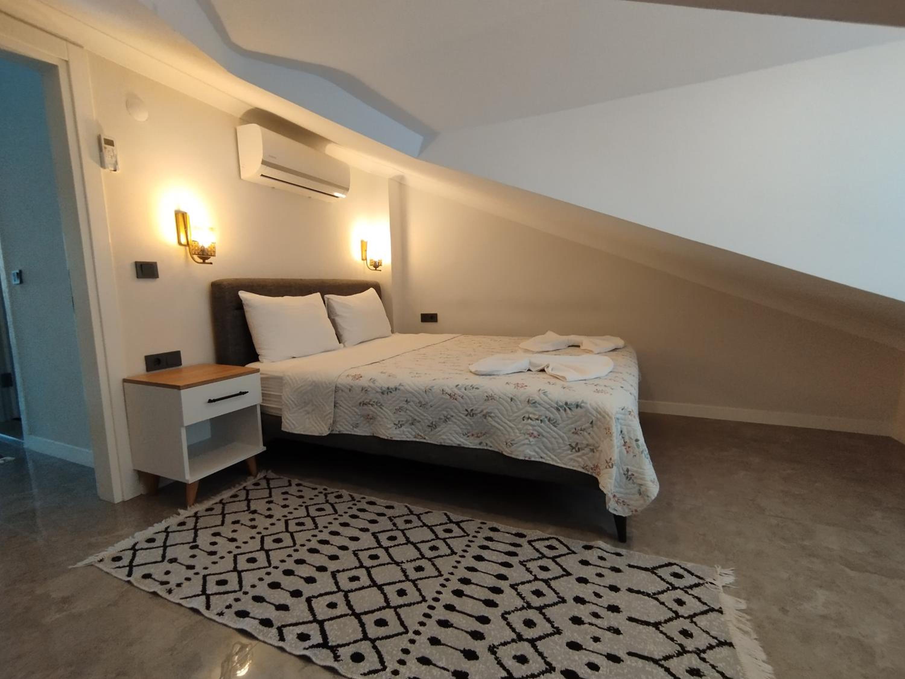 Penthouse Apartment - Photo 14