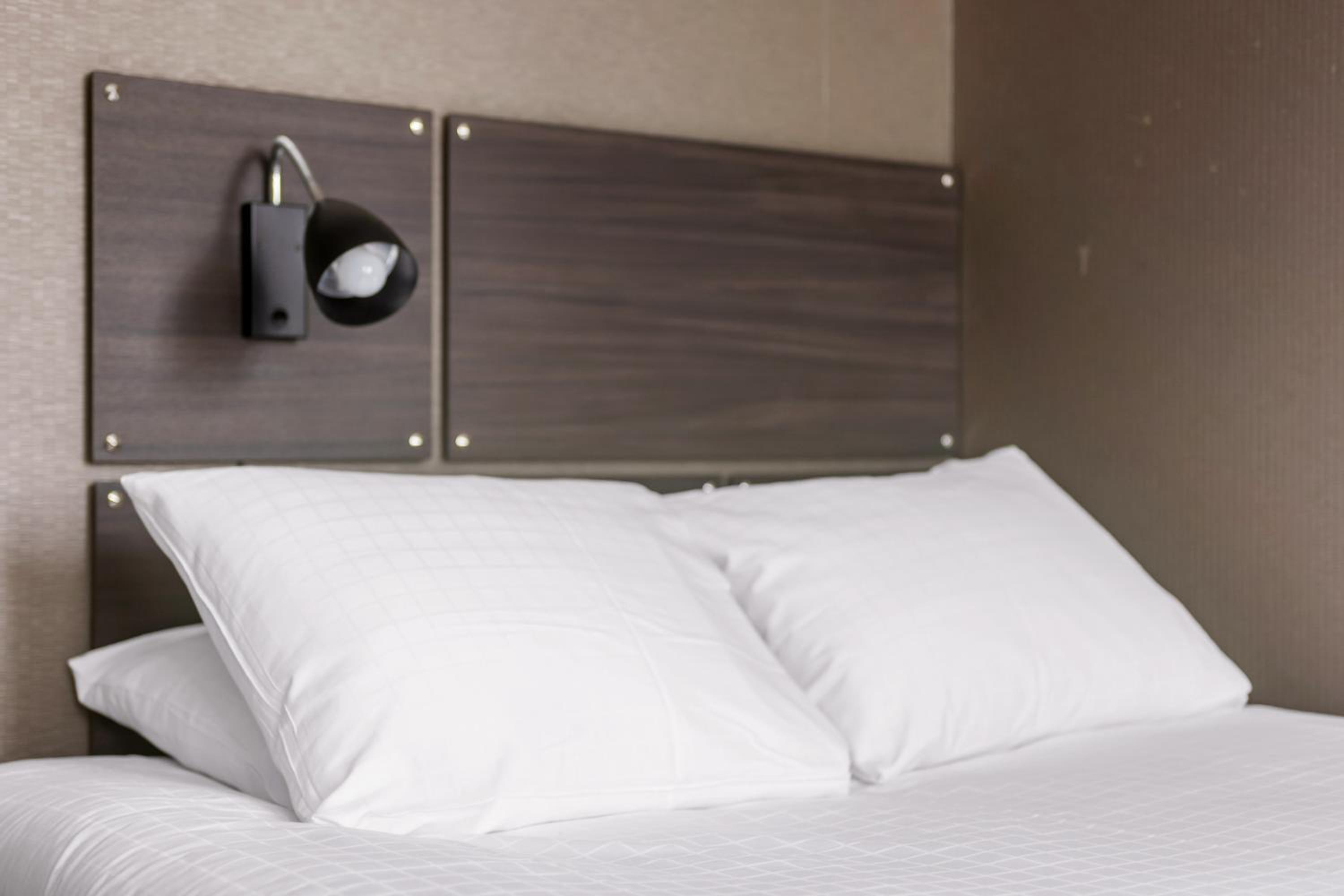 Double Economy Room - Photo 8