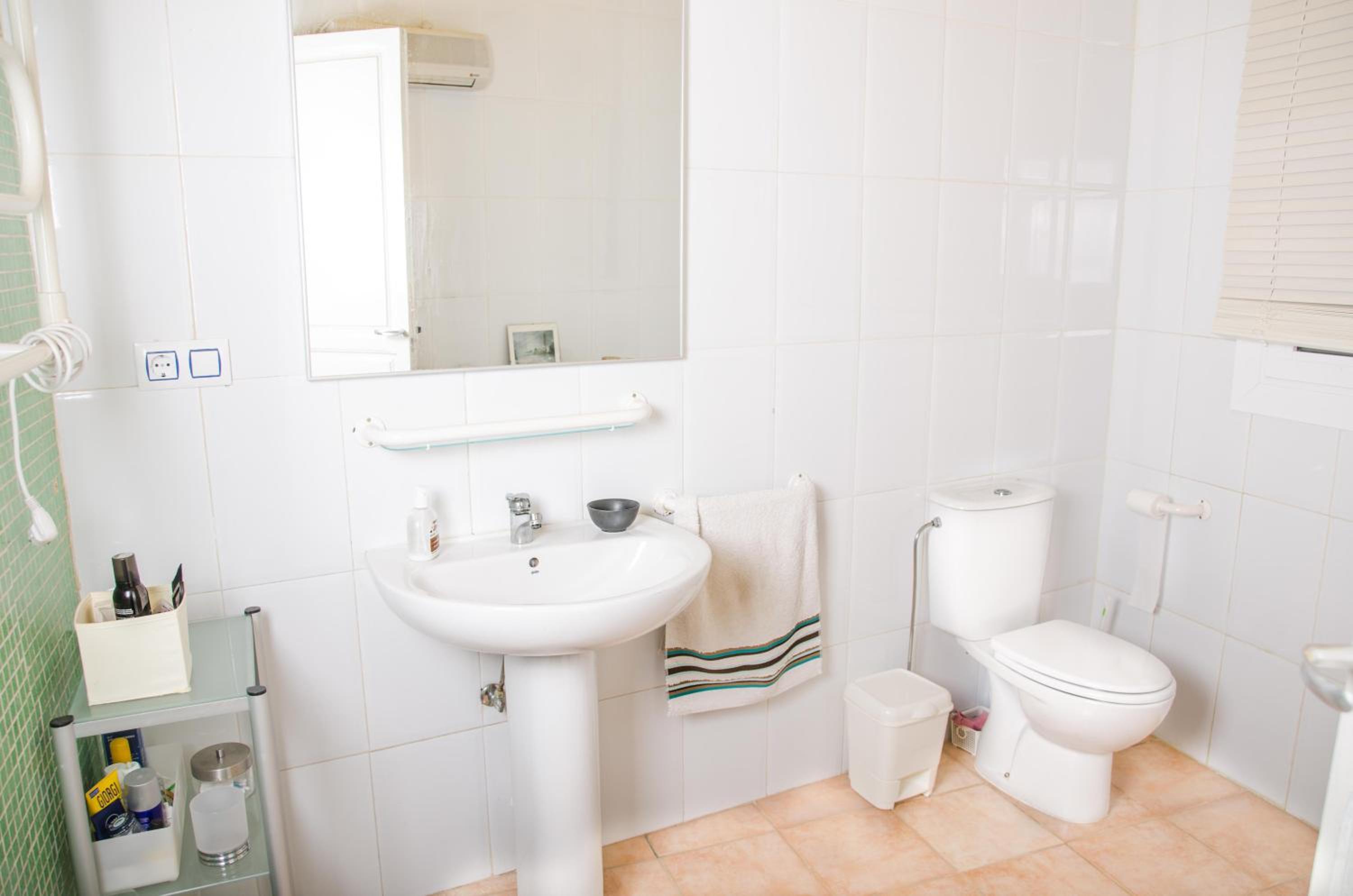 Two-Bedroom Apartment - Photo 10