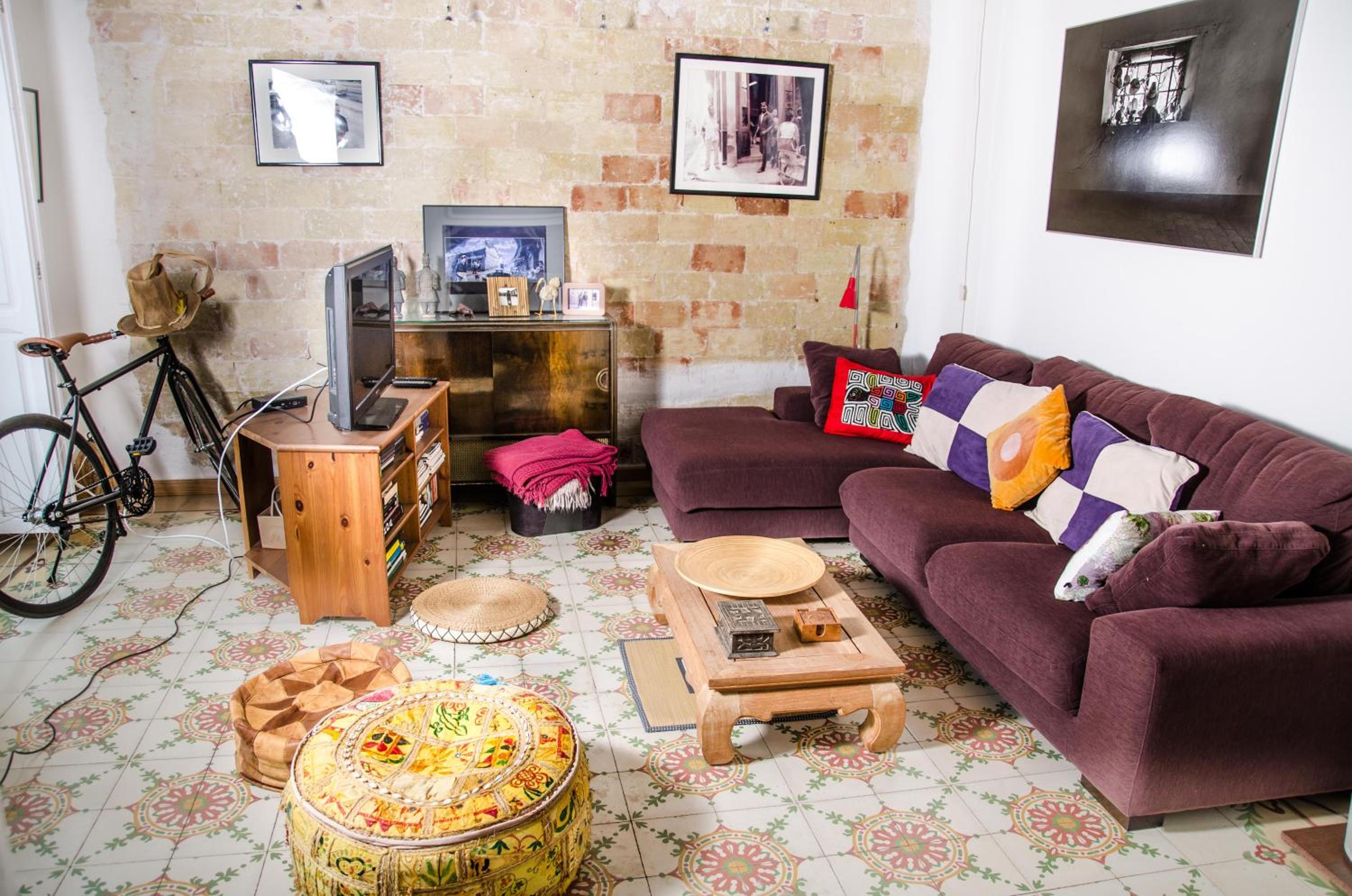 Two-Bedroom Apartment - Photo 4