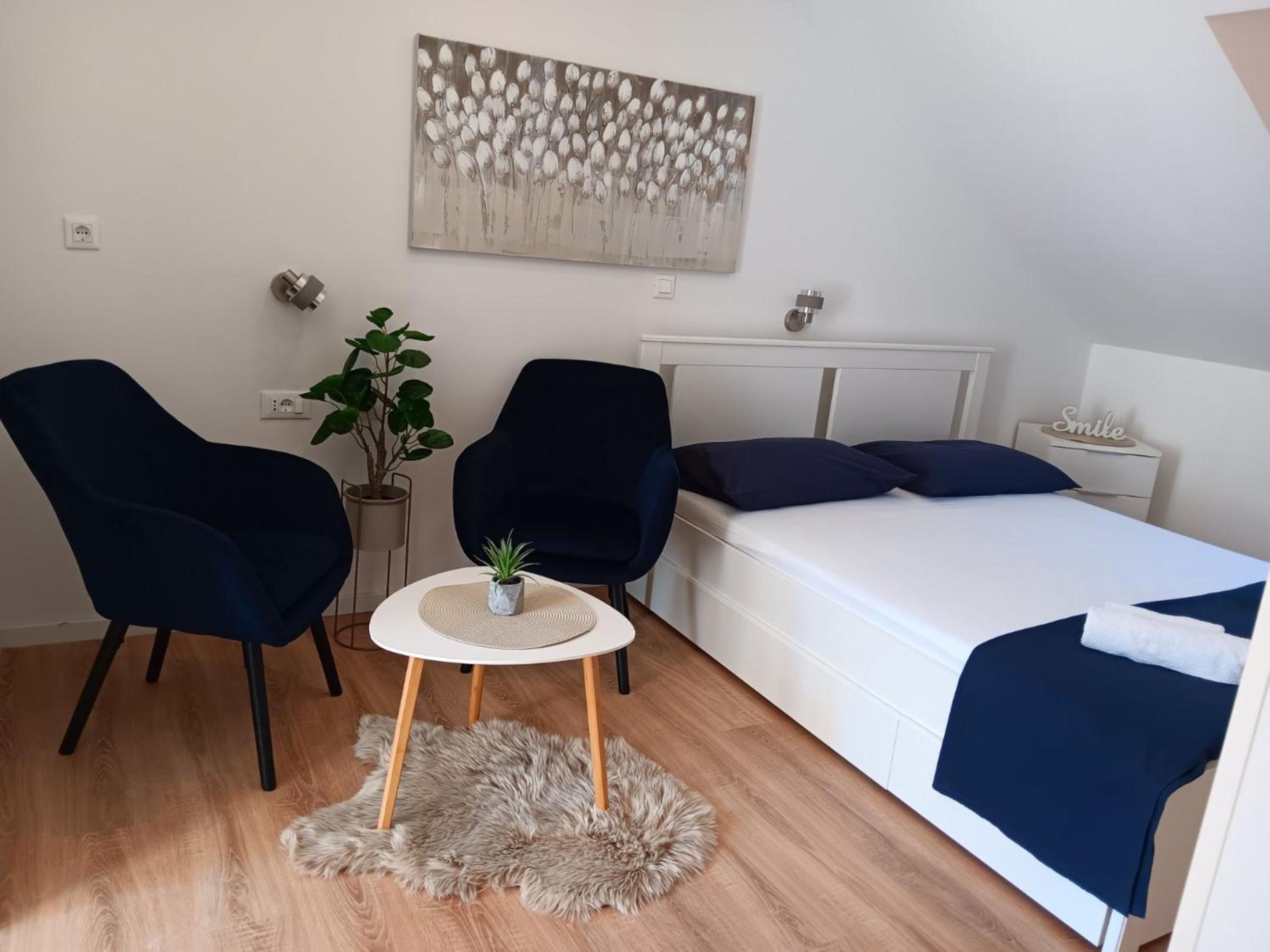 Studio Apartment with Balcony and Partial Sea View photo 1