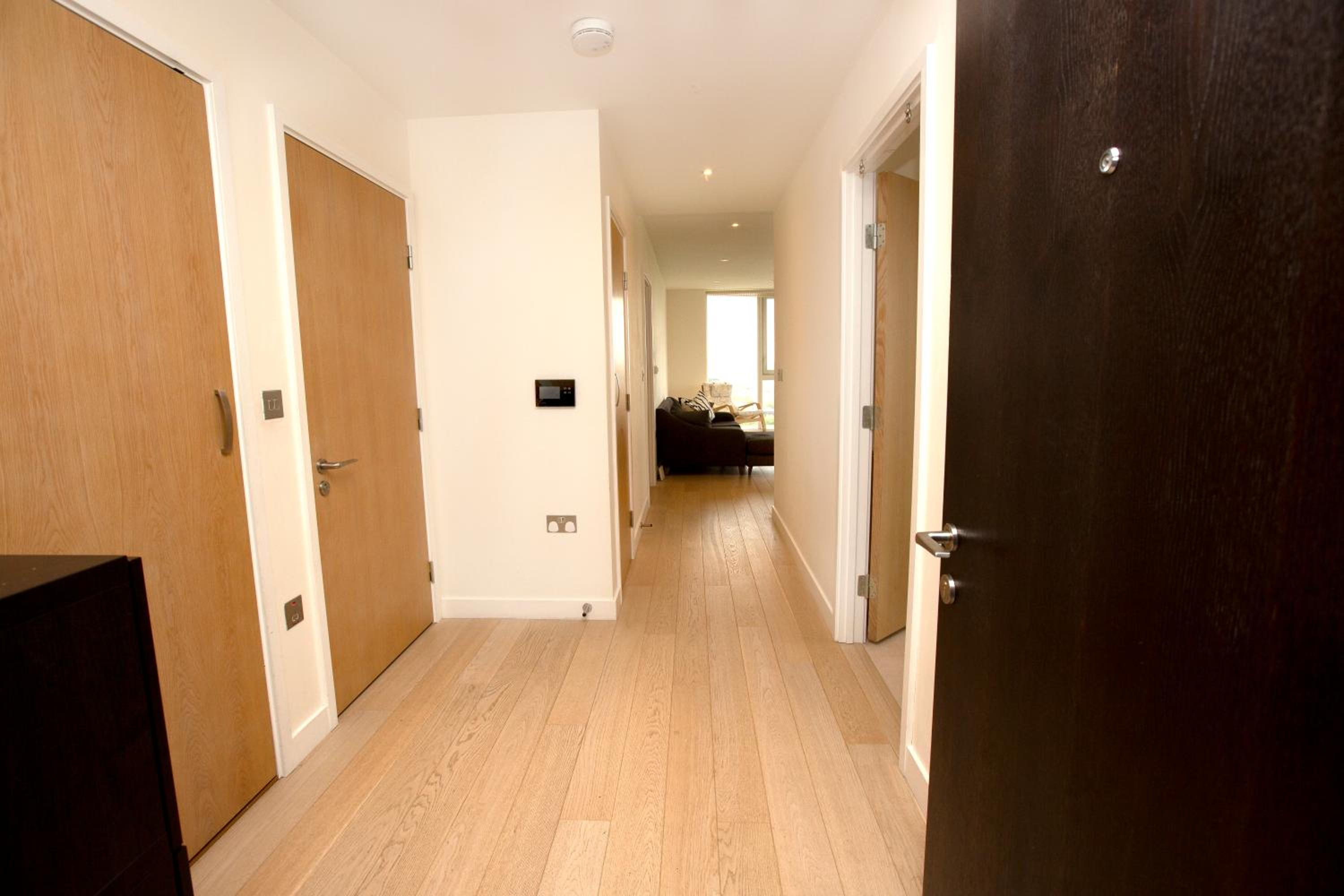 Two-Bedroom Apartment photo 3