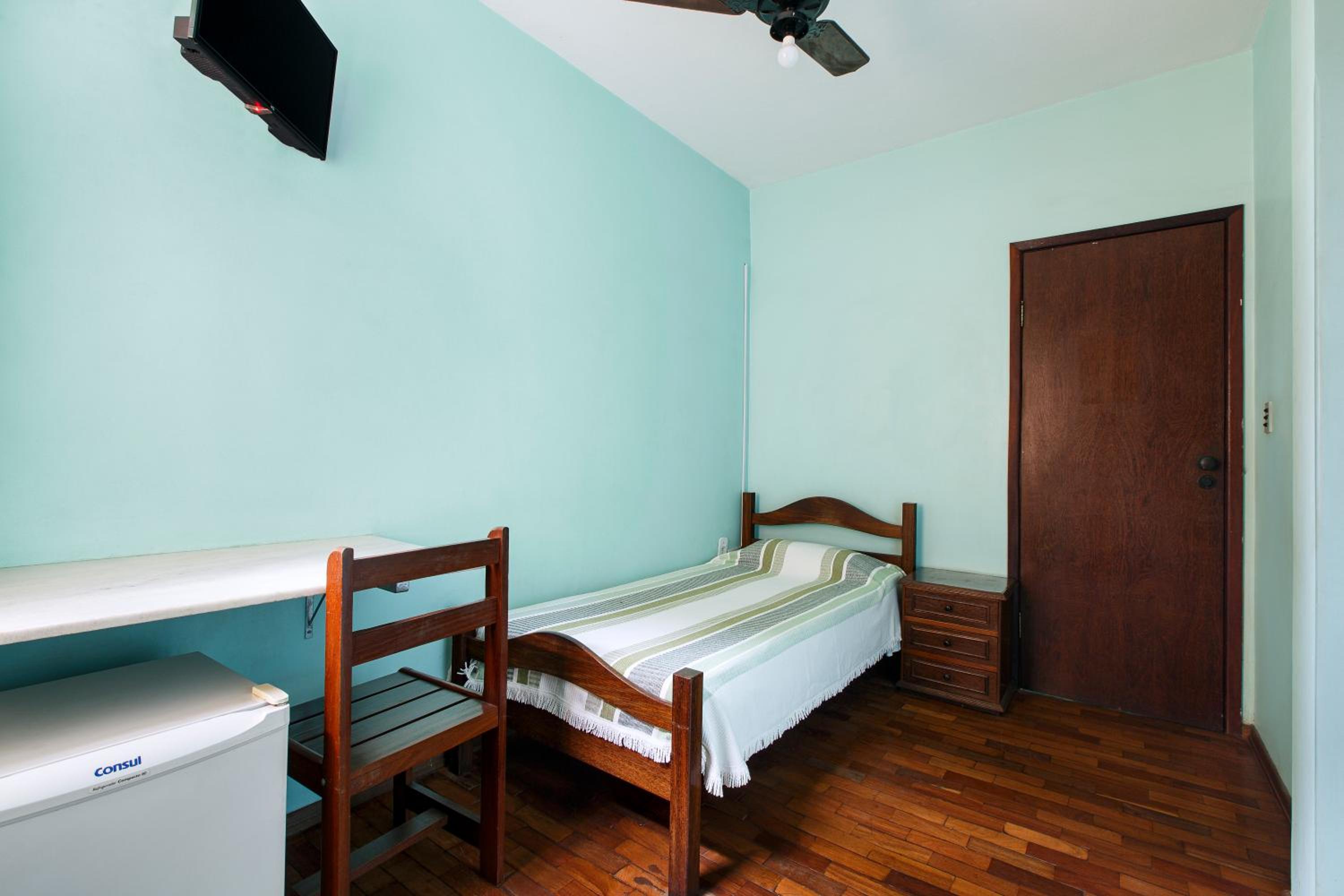 Single Room photo 2