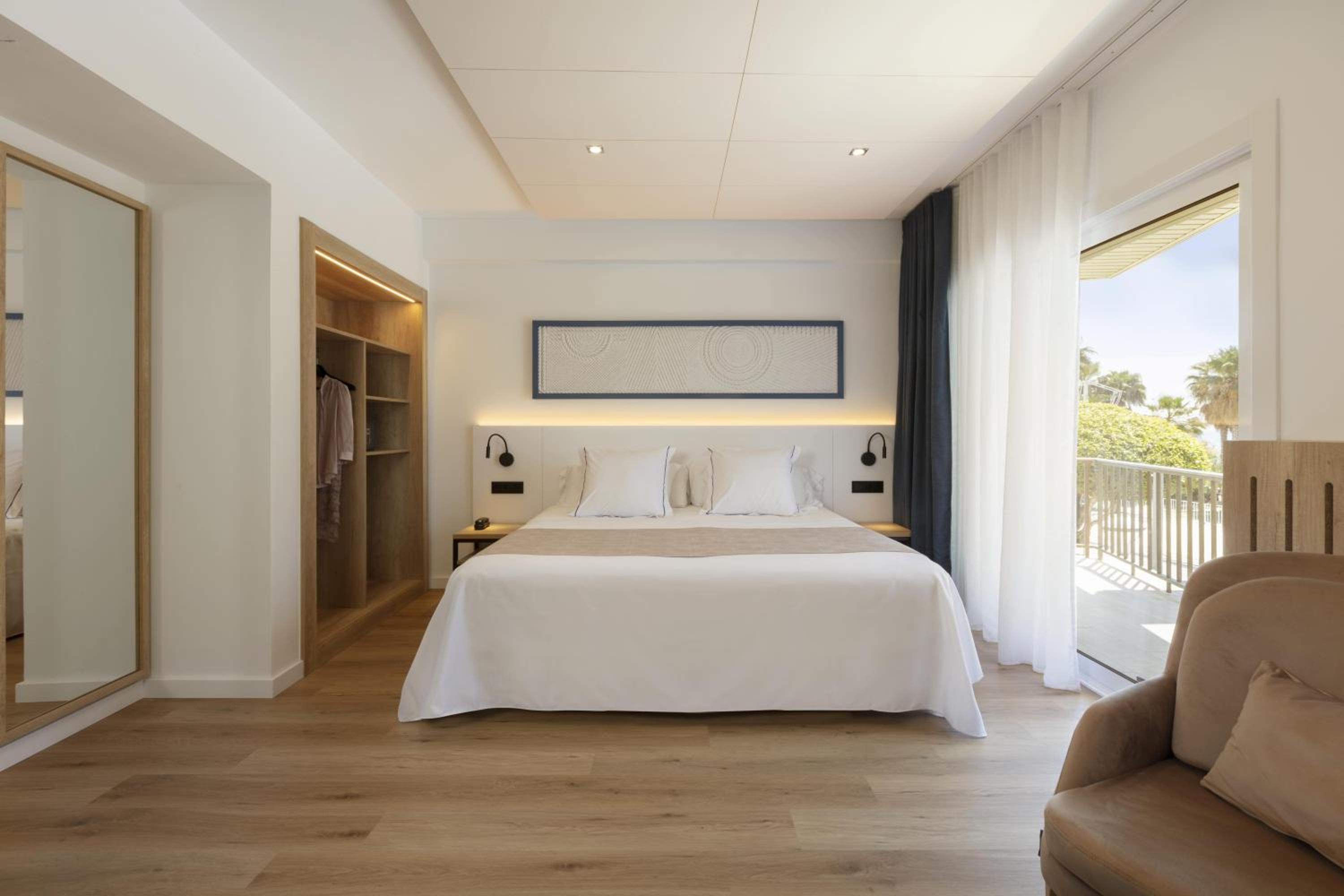 Suite Junior con vista al mar.