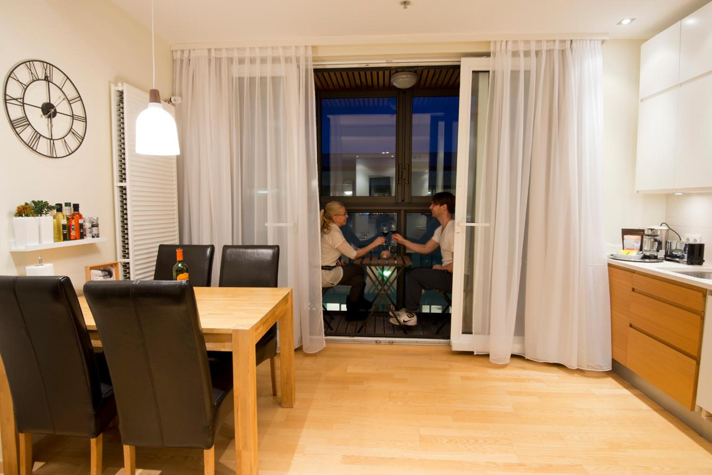 Studio Apartment with Balcony