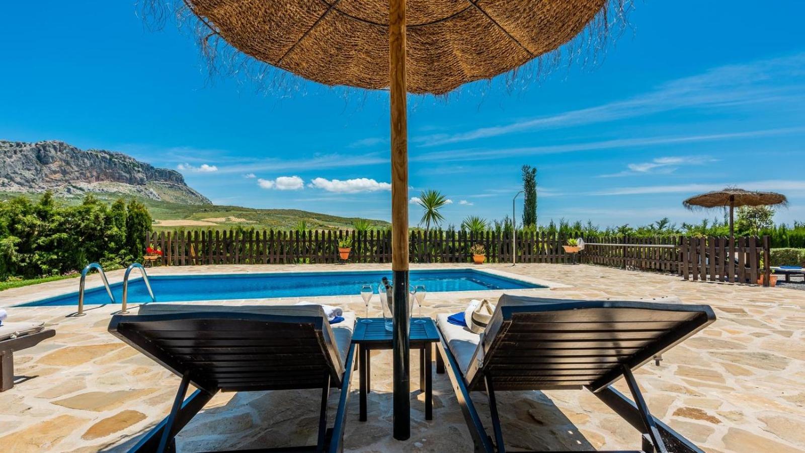 Villa photo 2