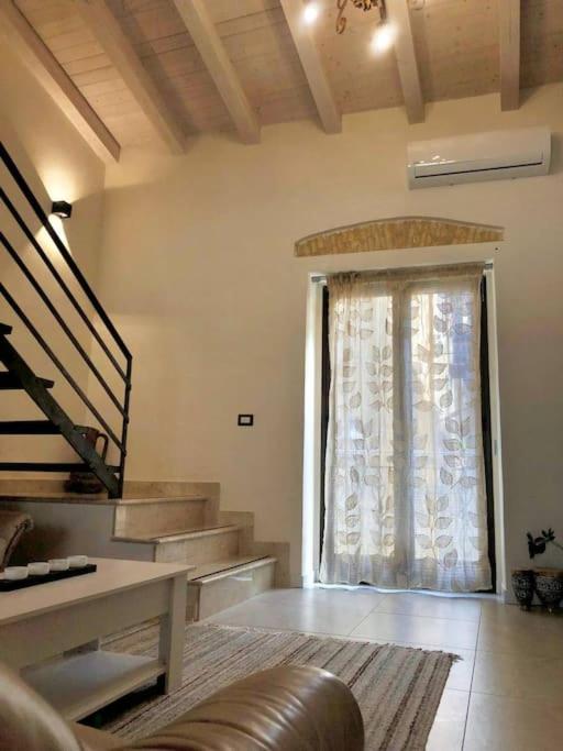 One-Bedroom House photo 3