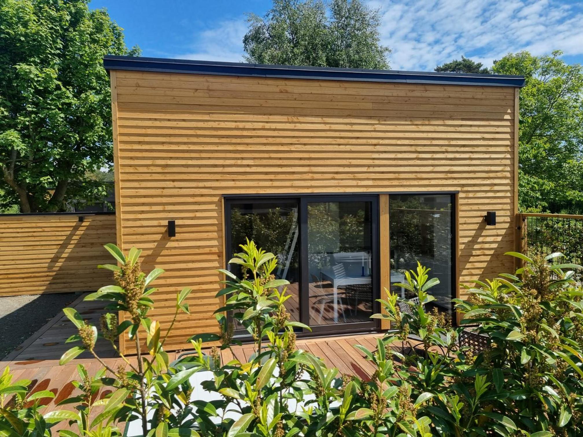 One-Bedroom House photo 2