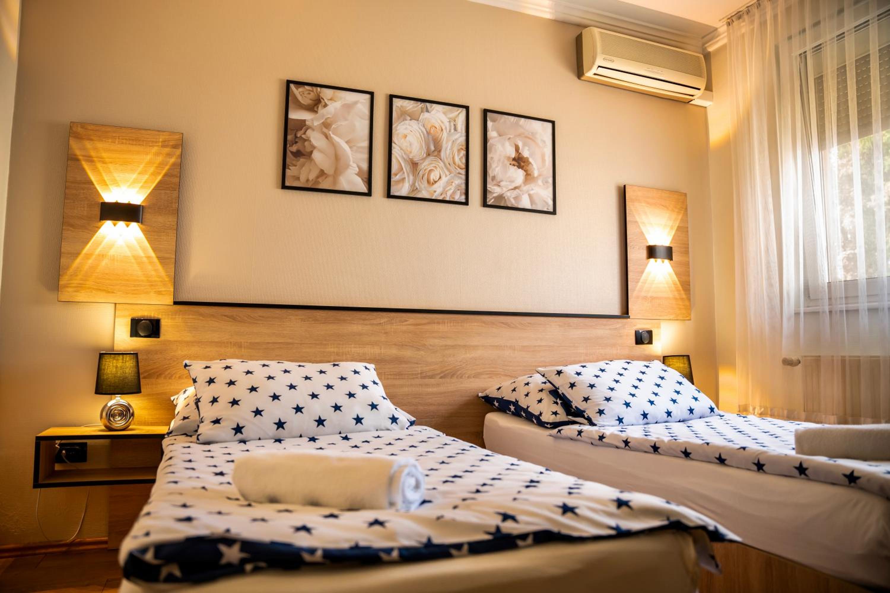 Standard Twin Room photo 1