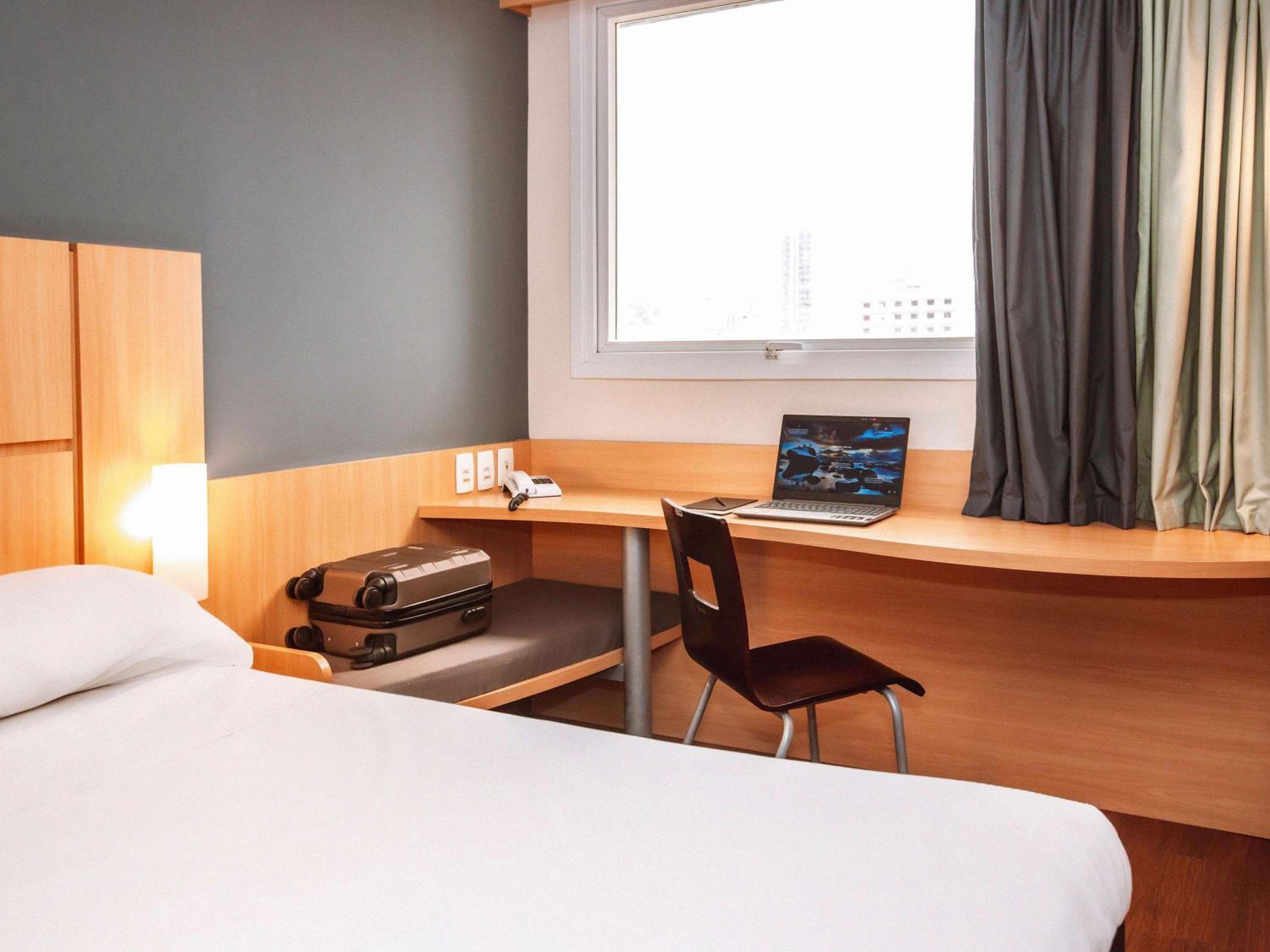 Standard Twin Room photo 1
