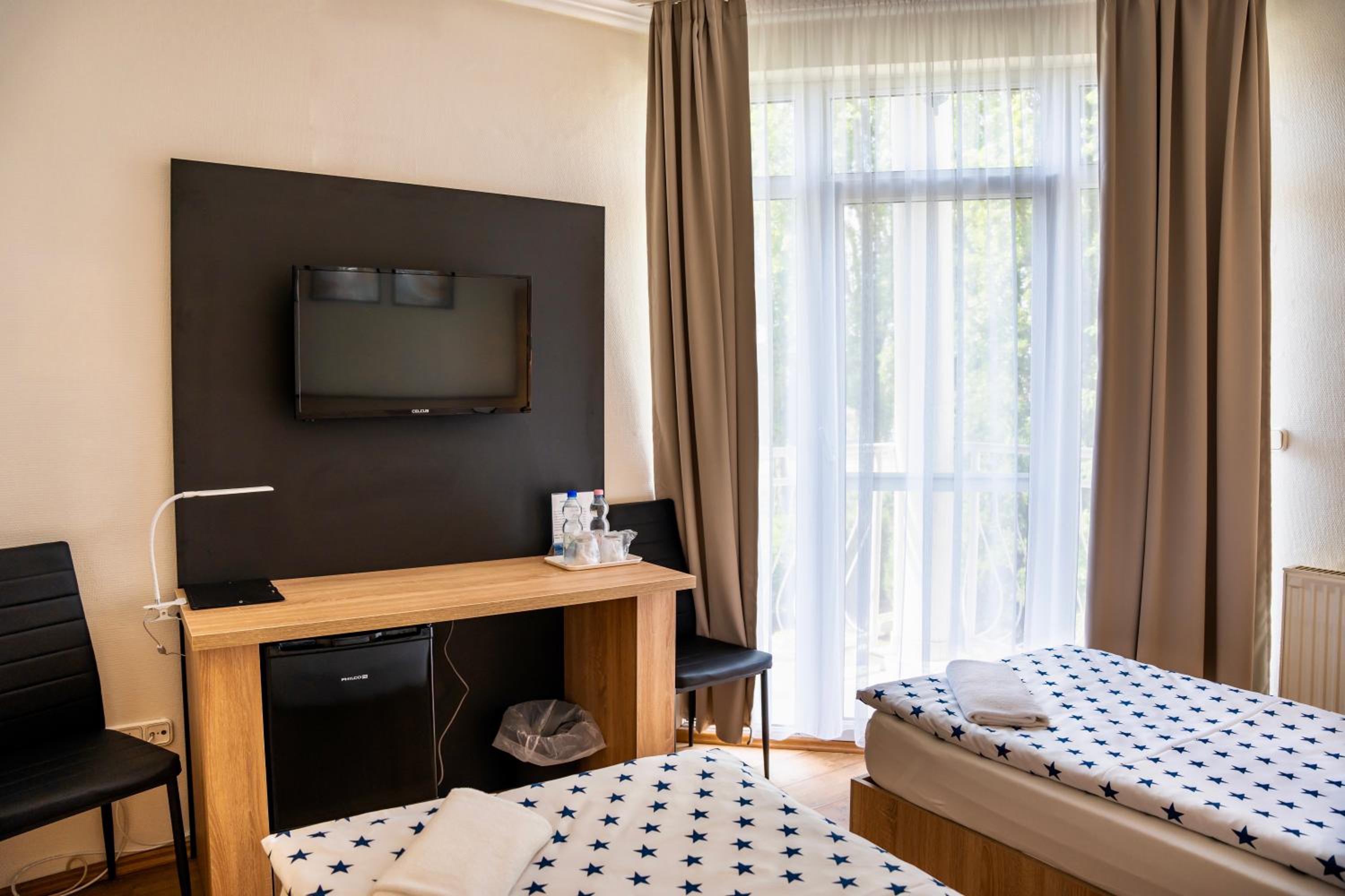 Twin Room with Balcony photo 1